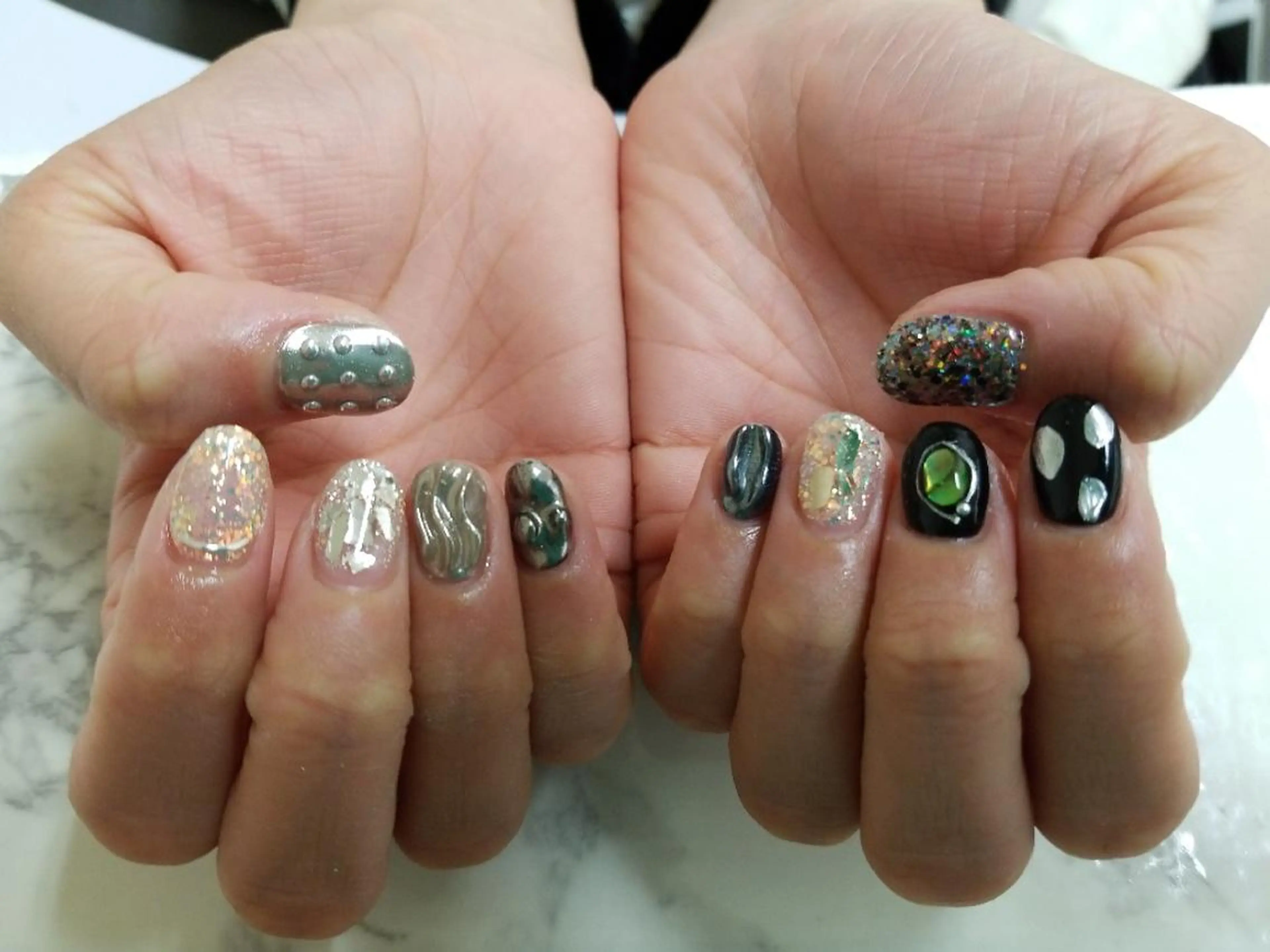 ネイル 河野ちえ (雑誌掲載サロン)のネイルデザイン