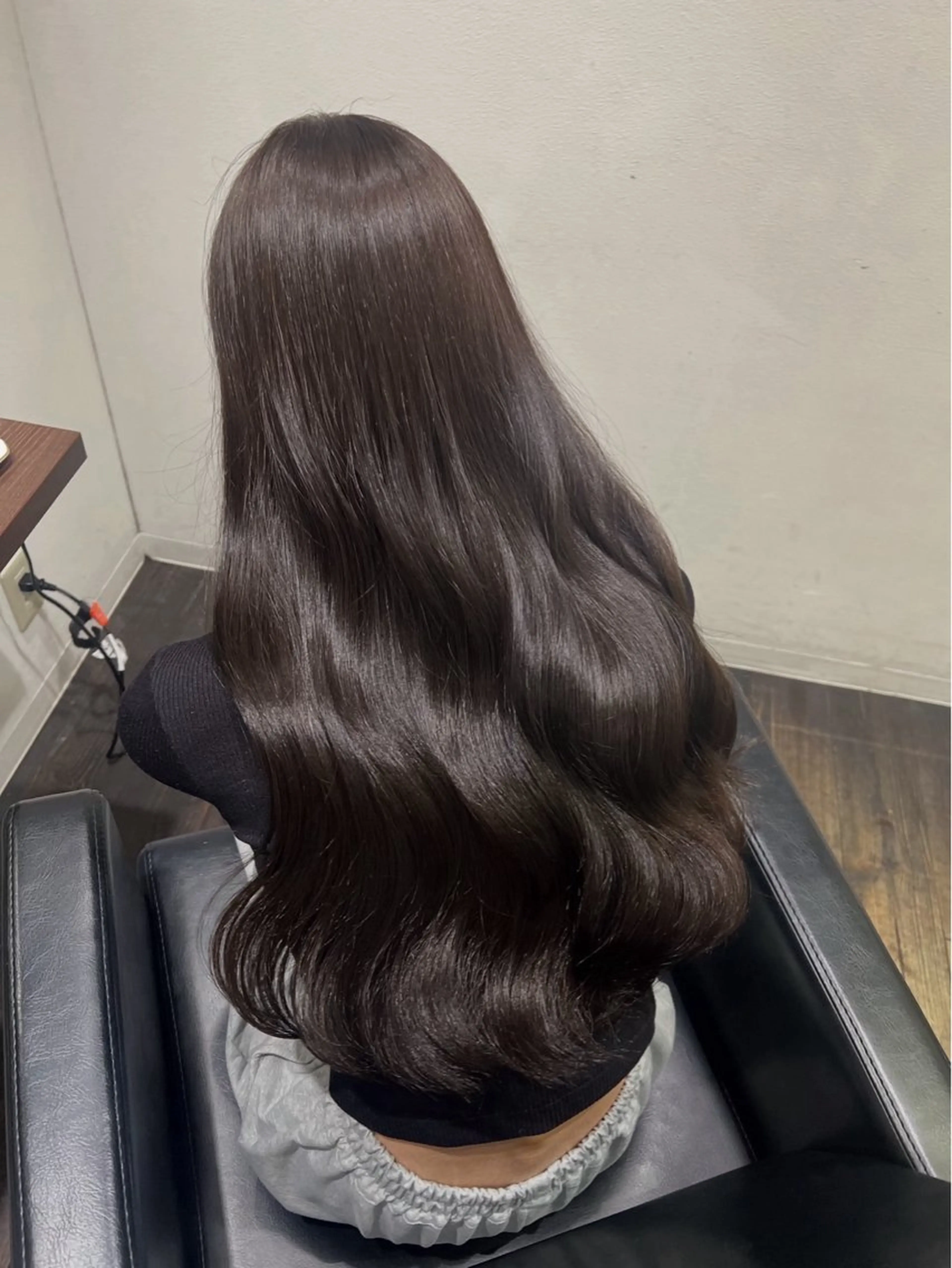 ロング ヘアカラー 塩濱 洋太のヘアスタイル