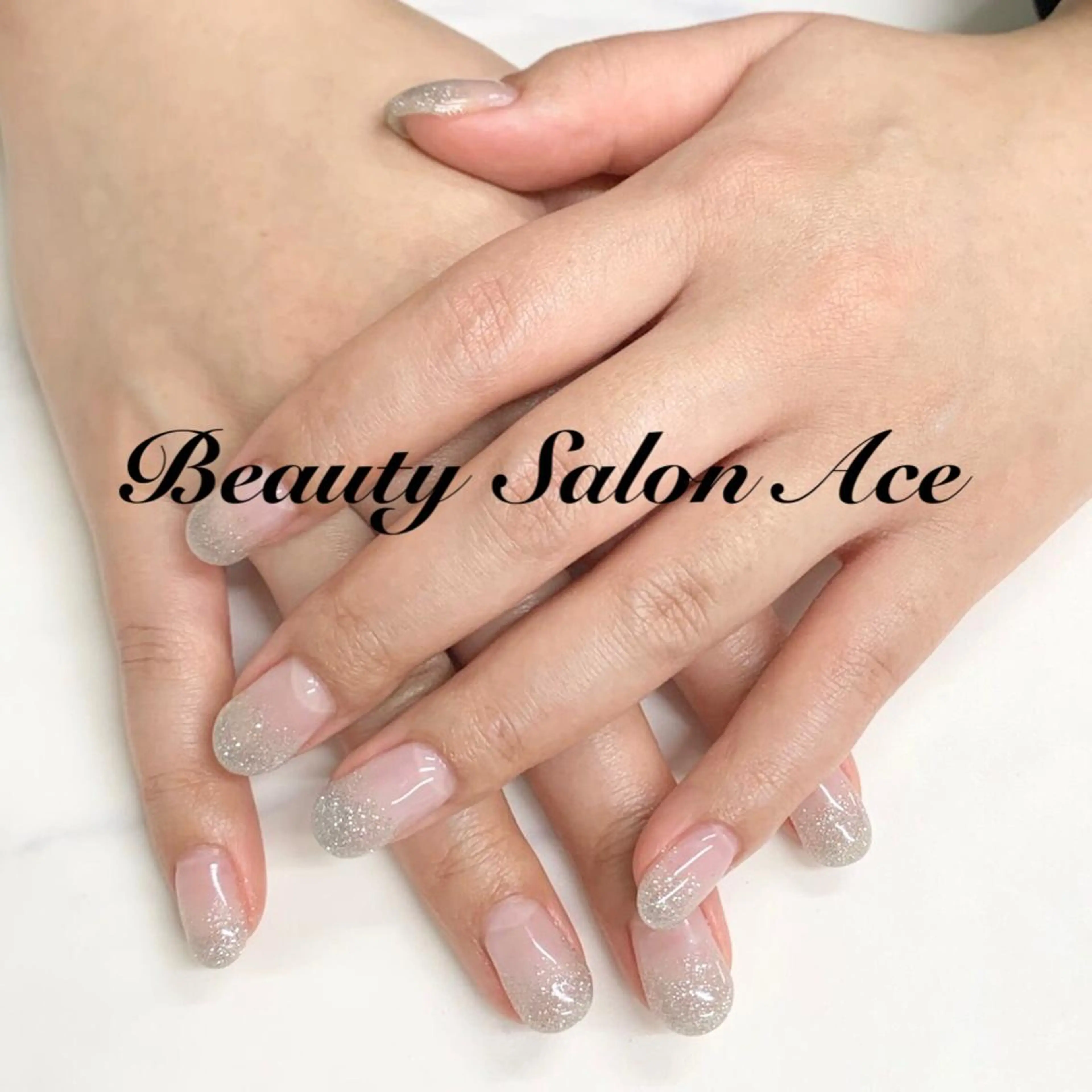ネイル アートネイル 長さ出し ジェルネイル グラデーション ラメ(グリッター) ハンドネイル ハンドケア Beauty Salon Ace（ネイルサロン　エース）所属・池袋フィルイン Ace♡長さだしのネイルデザイン