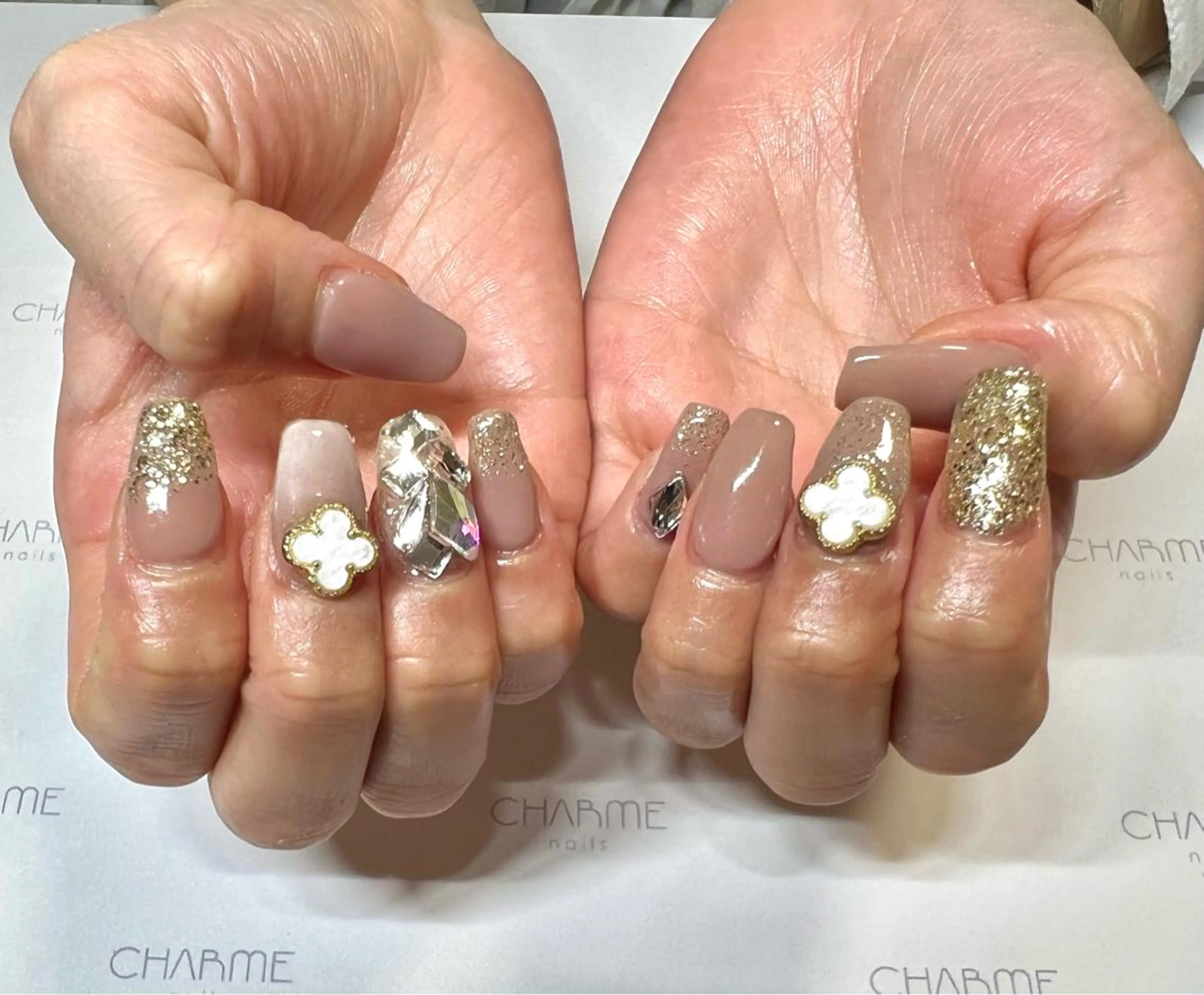 ネイル ハンドネイル CHARME 🤎〔RINA〕のネイルデザイン