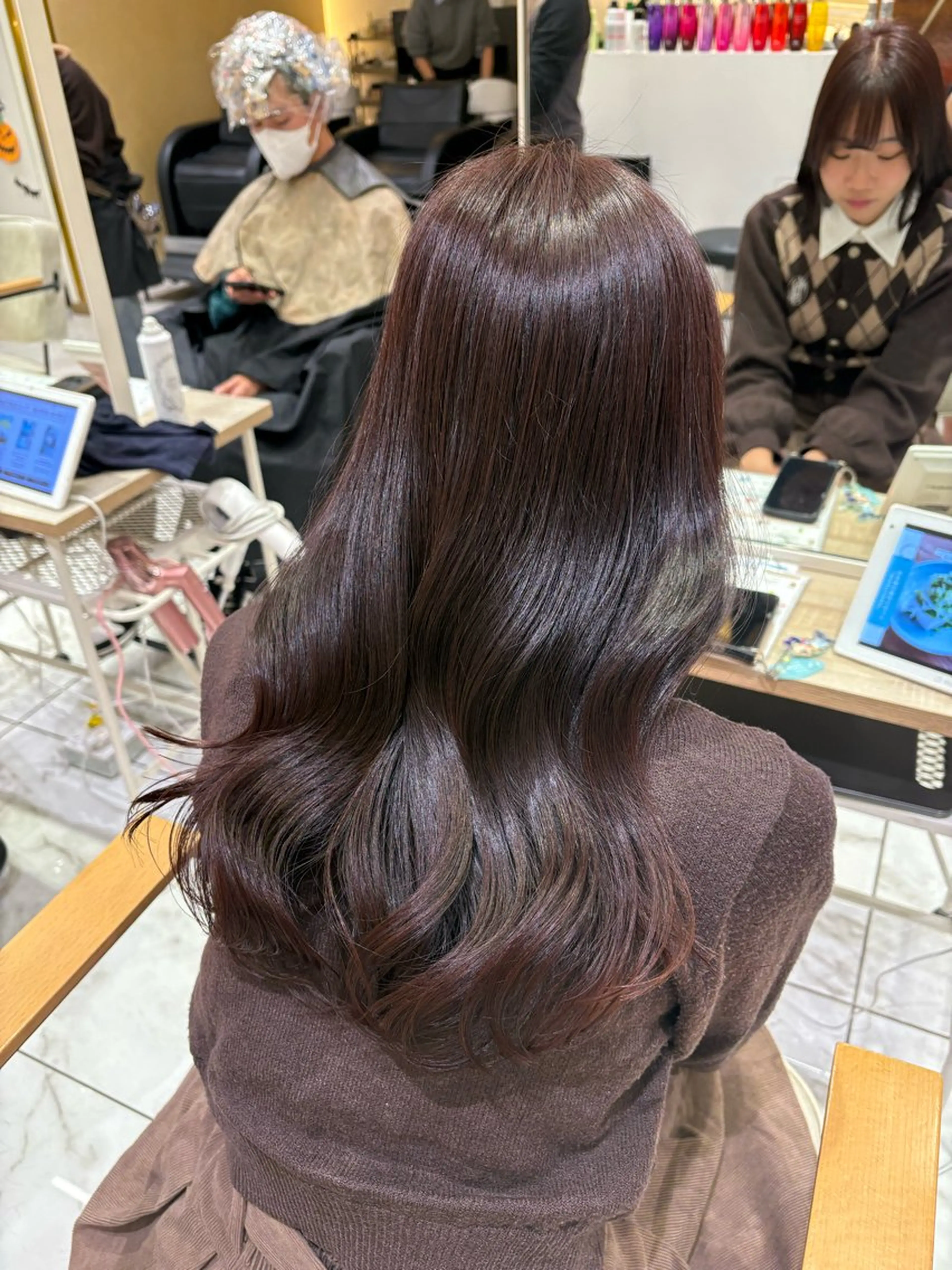 ロング yurika🎀 透明感カラーのヘアスタイル