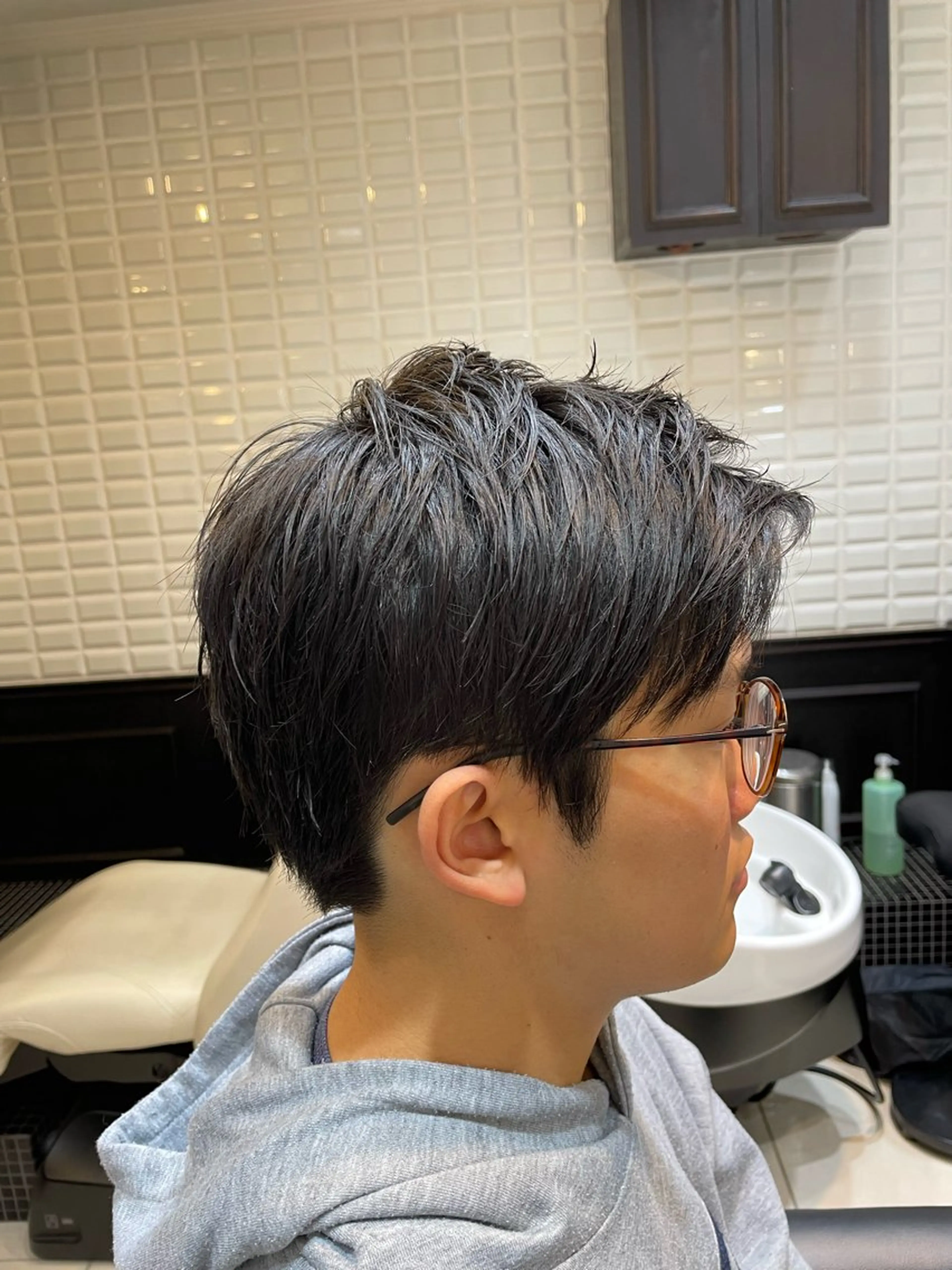 ショート カット 波巻き、ツイスト パーマモデル募集中のヘアスタイル