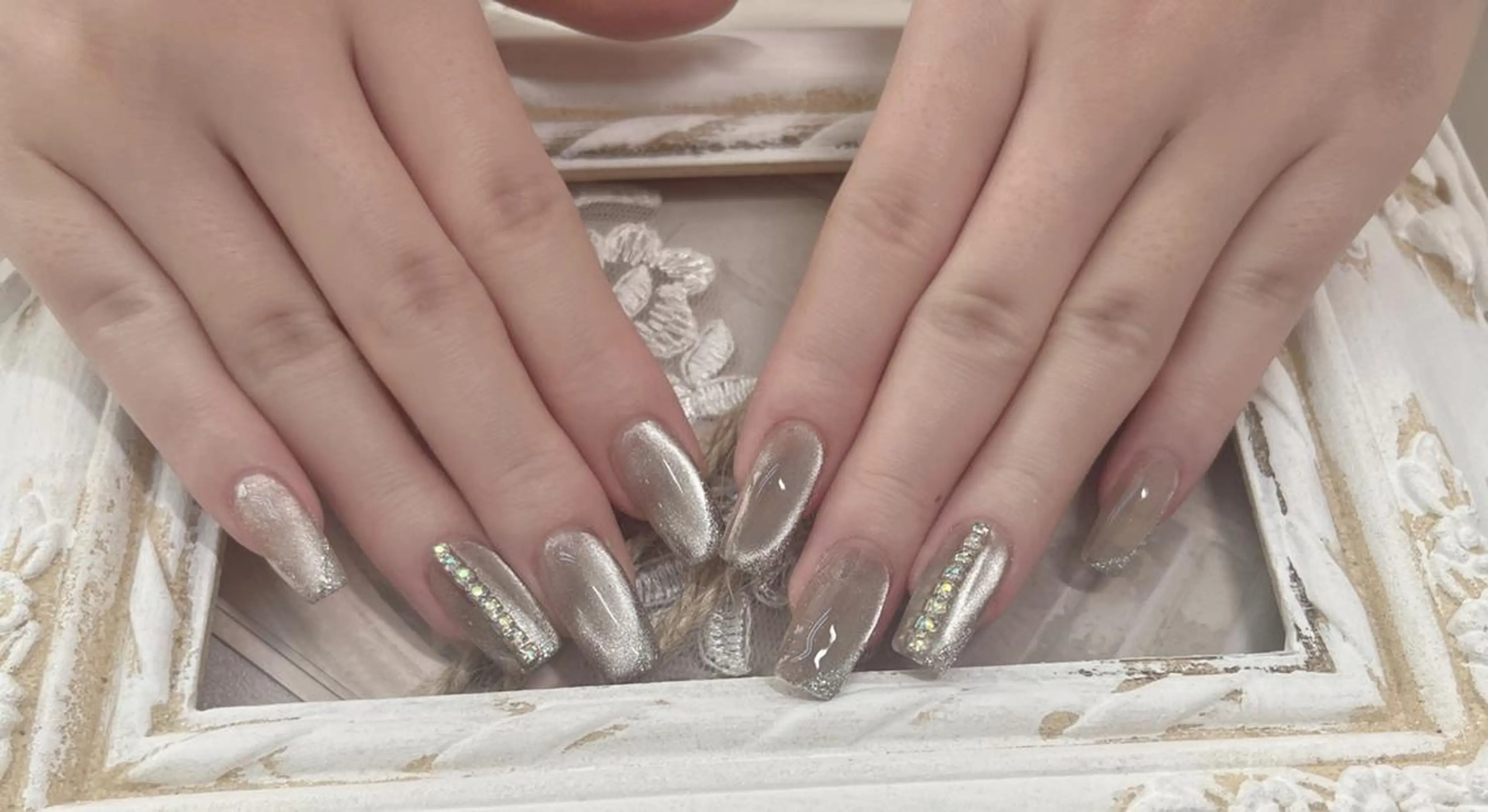 ネイル ハンドネイル ハンドケア AB マツエクネイルサロンのネイルデザイン