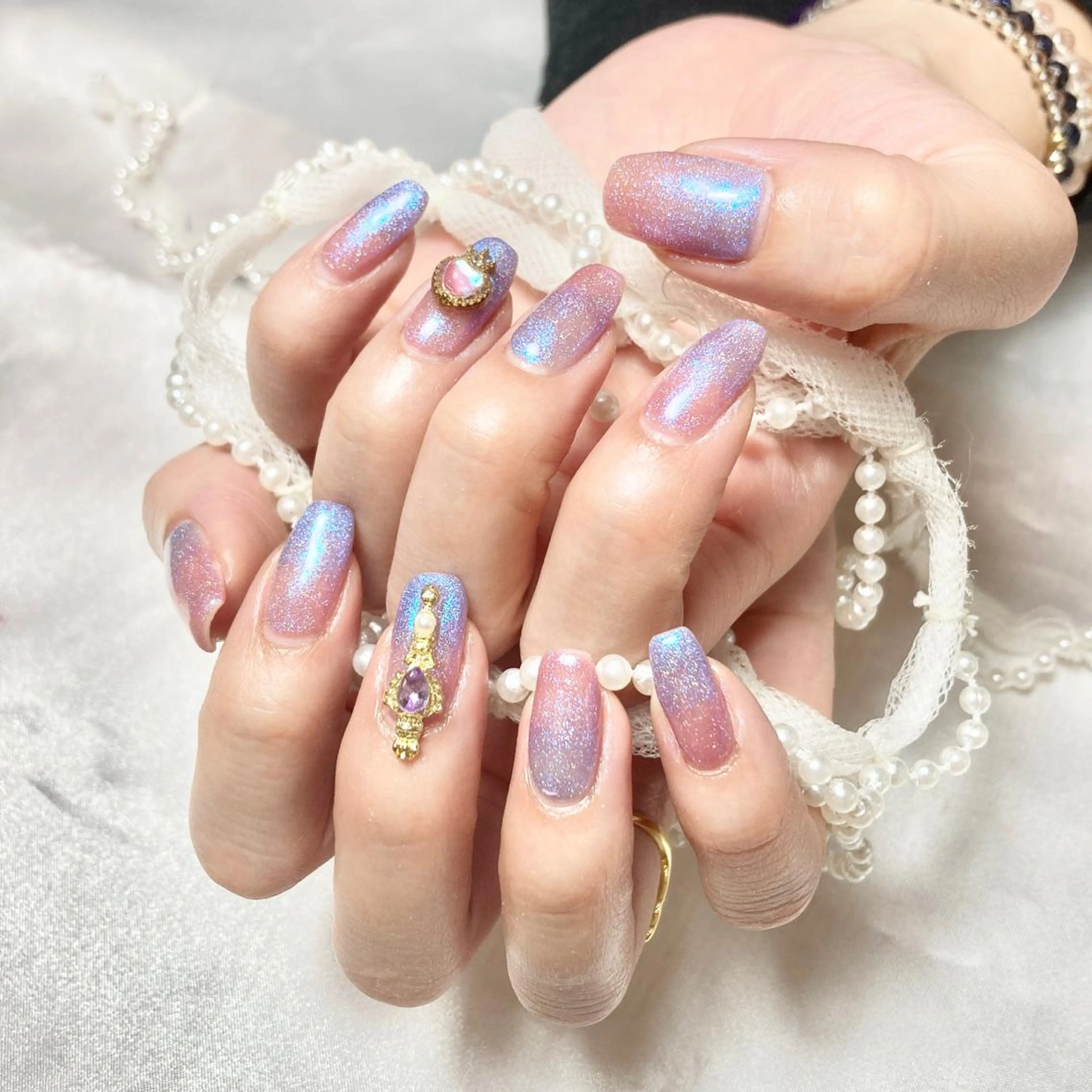 ネイル アートネイル オーロラネイル べっ甲ネイル ブルー ボルドー 韓国ネイル/新大久保 /駅近　【Toko】のネイルデザイン