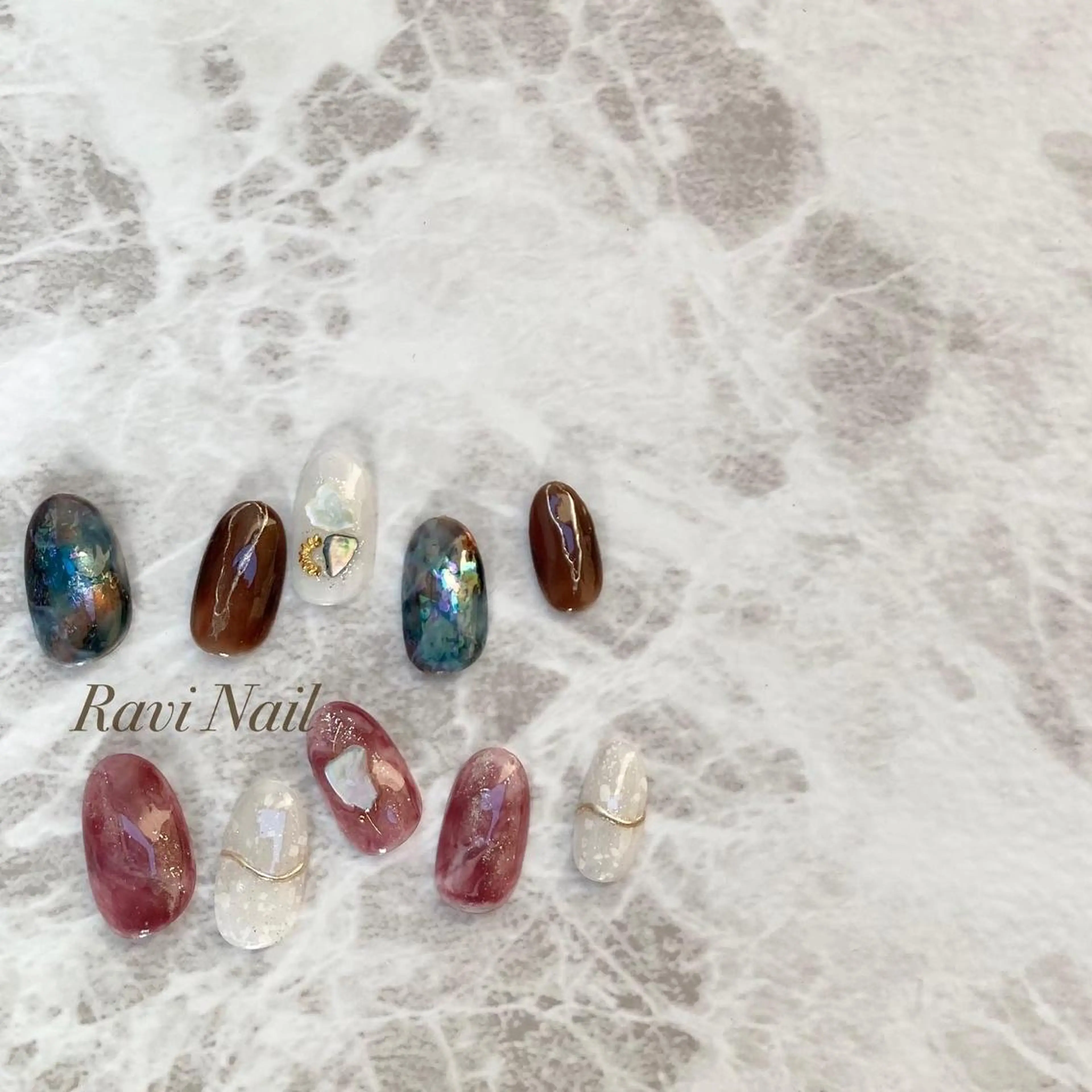 ネイル ニュアンスネイル ハンドネイル U. Minakoのネイルデザイン