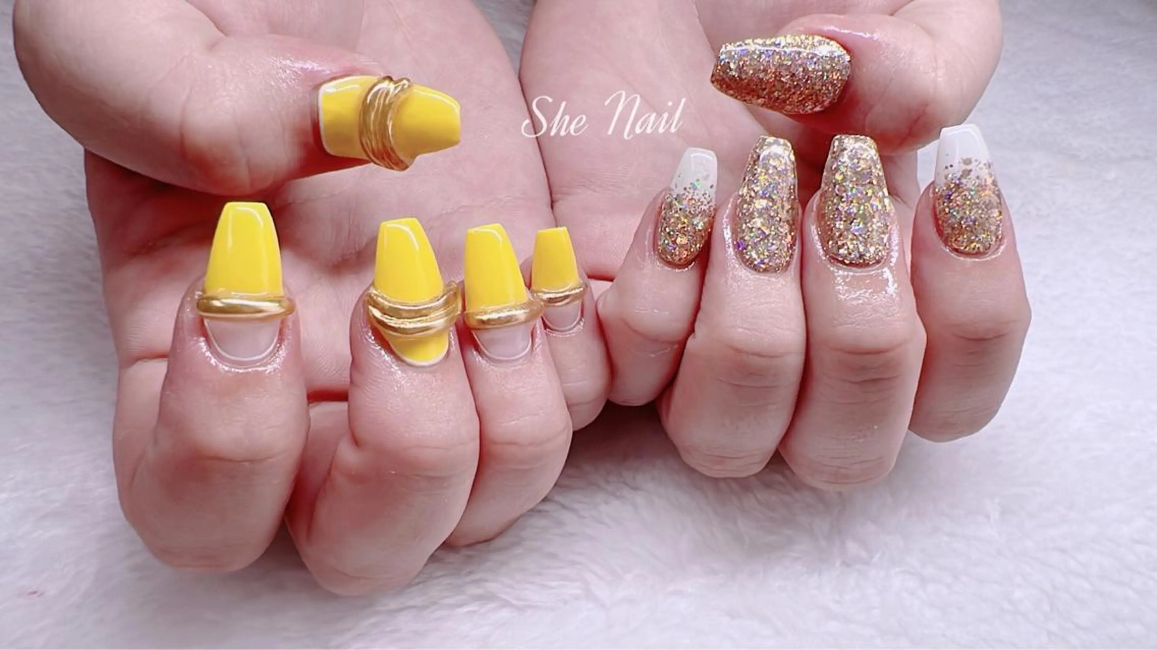 ネイル チークネイル フレンチネイル キラキラネイル 韓国ネイル マグネットネイル ハンドネイル She   Nail所属・ISA_ BELLAのネイルデザイン