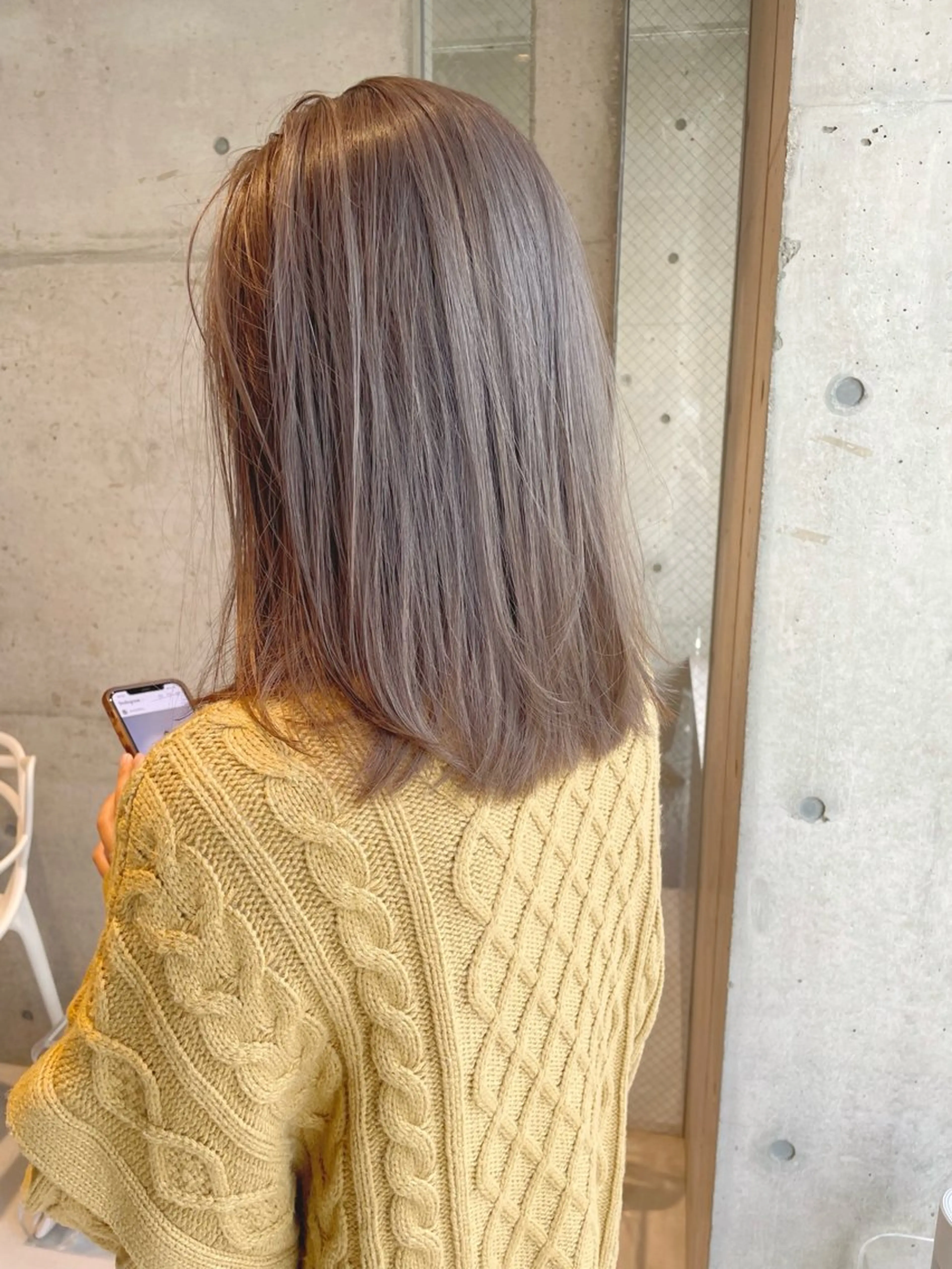 new‼️『ミルクティーグレージュ🐨』✨ケアブリーチカラー✨Wカラー&トリートメントの写真