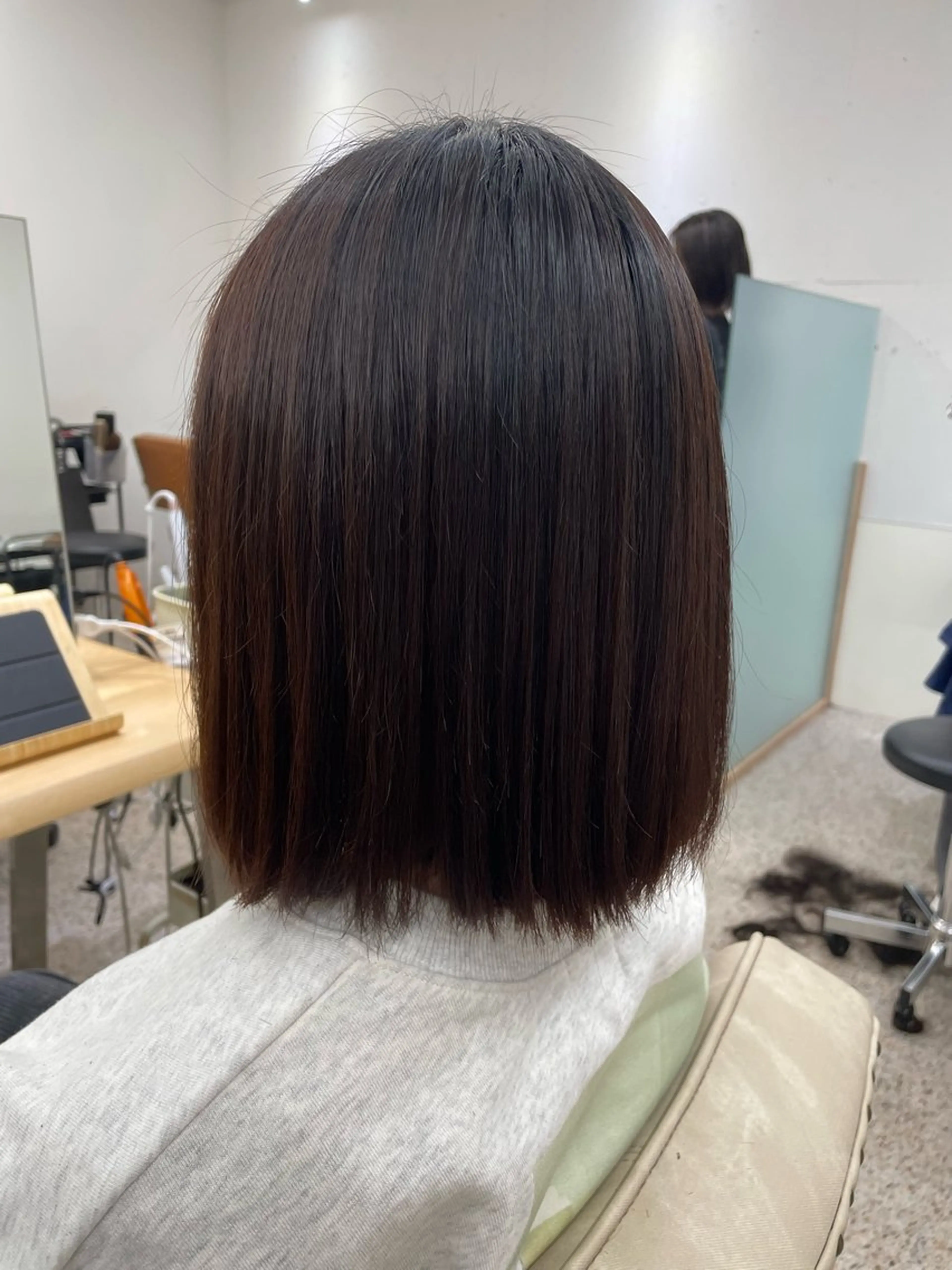 ミディアム カット 縮毛矯正 unica by milly 【緑地公園】所属・ユニカバイミリー MISAKI🫧のヘアスタイル