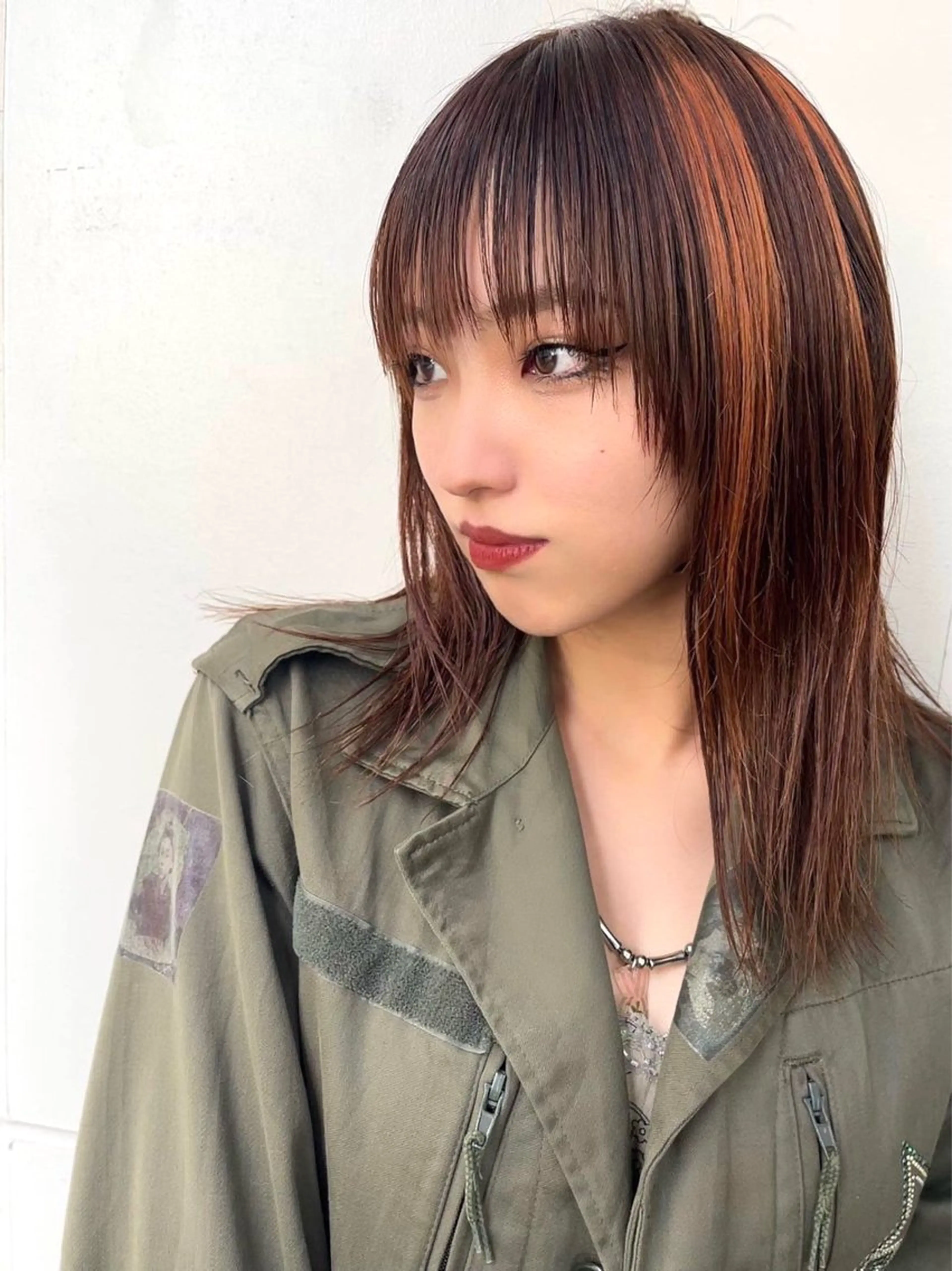 ミディアム カット ヘアカラー 尾崎隼大 レイヤー/韓国ヘアのヘアスタイル