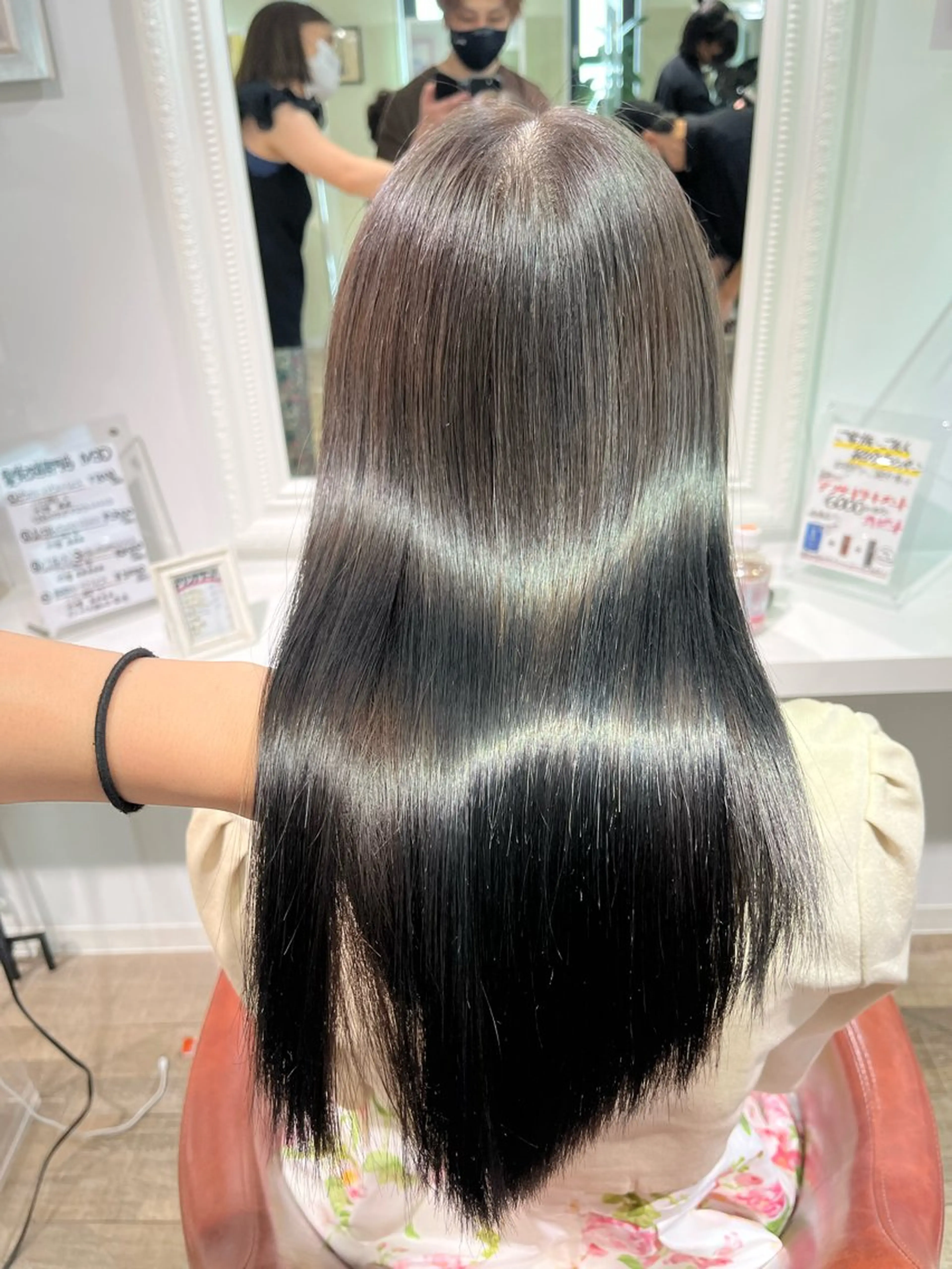 ロング カラー 栗形 龍乃介のヘアスタイル