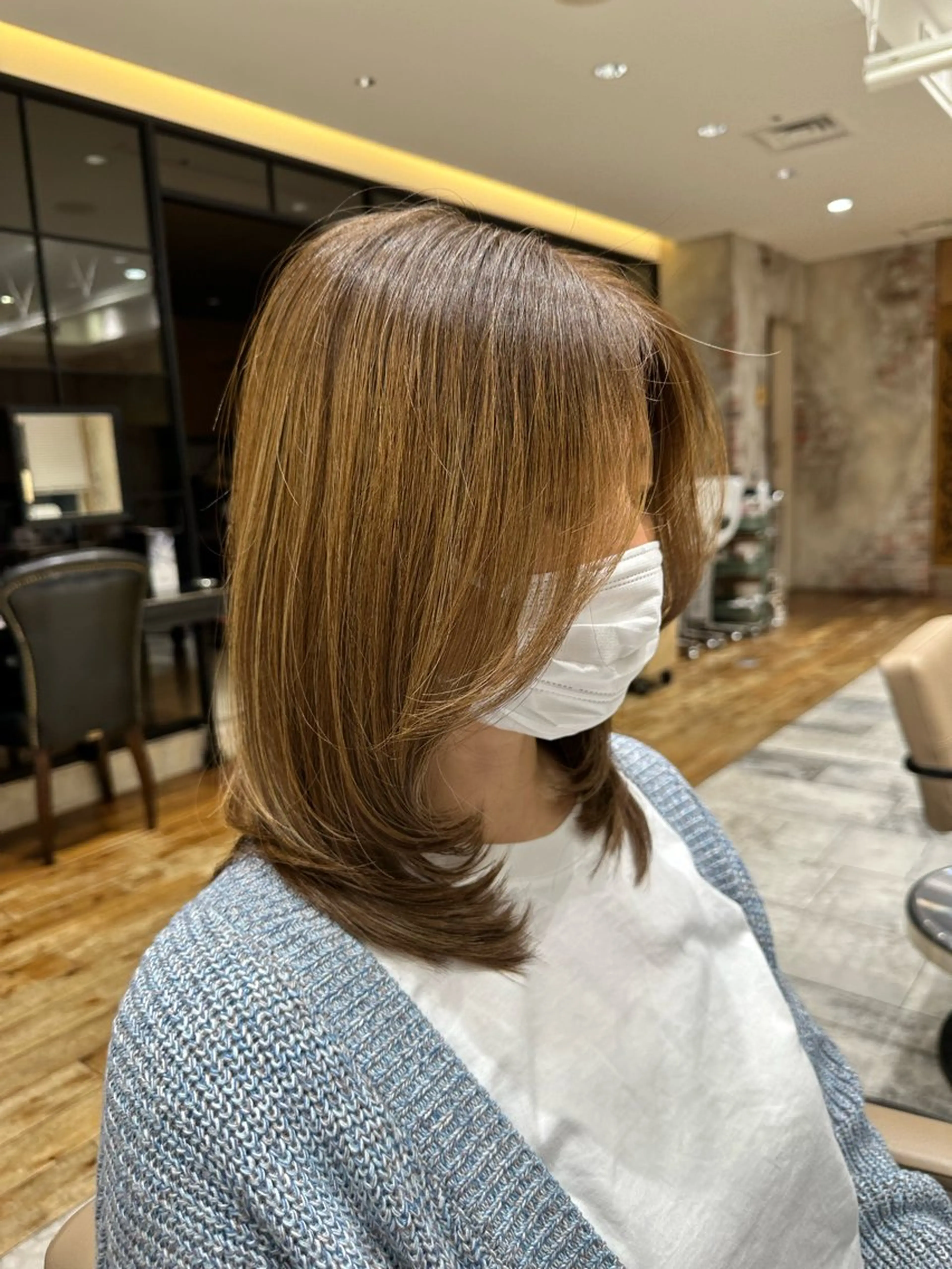 ミディアム カラー レイヤー/韓国ヘア/ 艶髪/石戸谷海斗のヘアスタイル