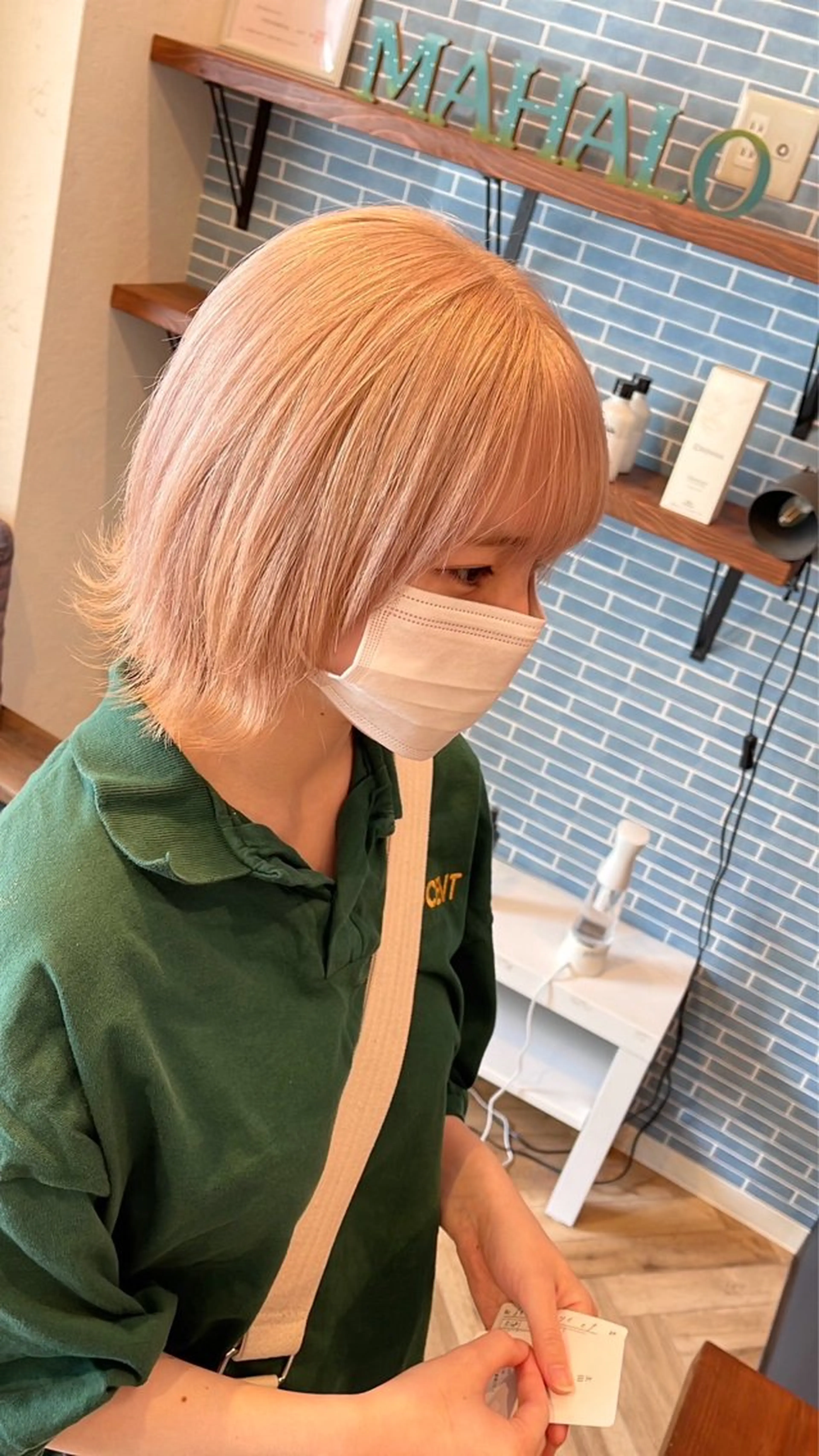 カラー 鴇田 幸咲 /ハイトーンカラーのヘアスタイル