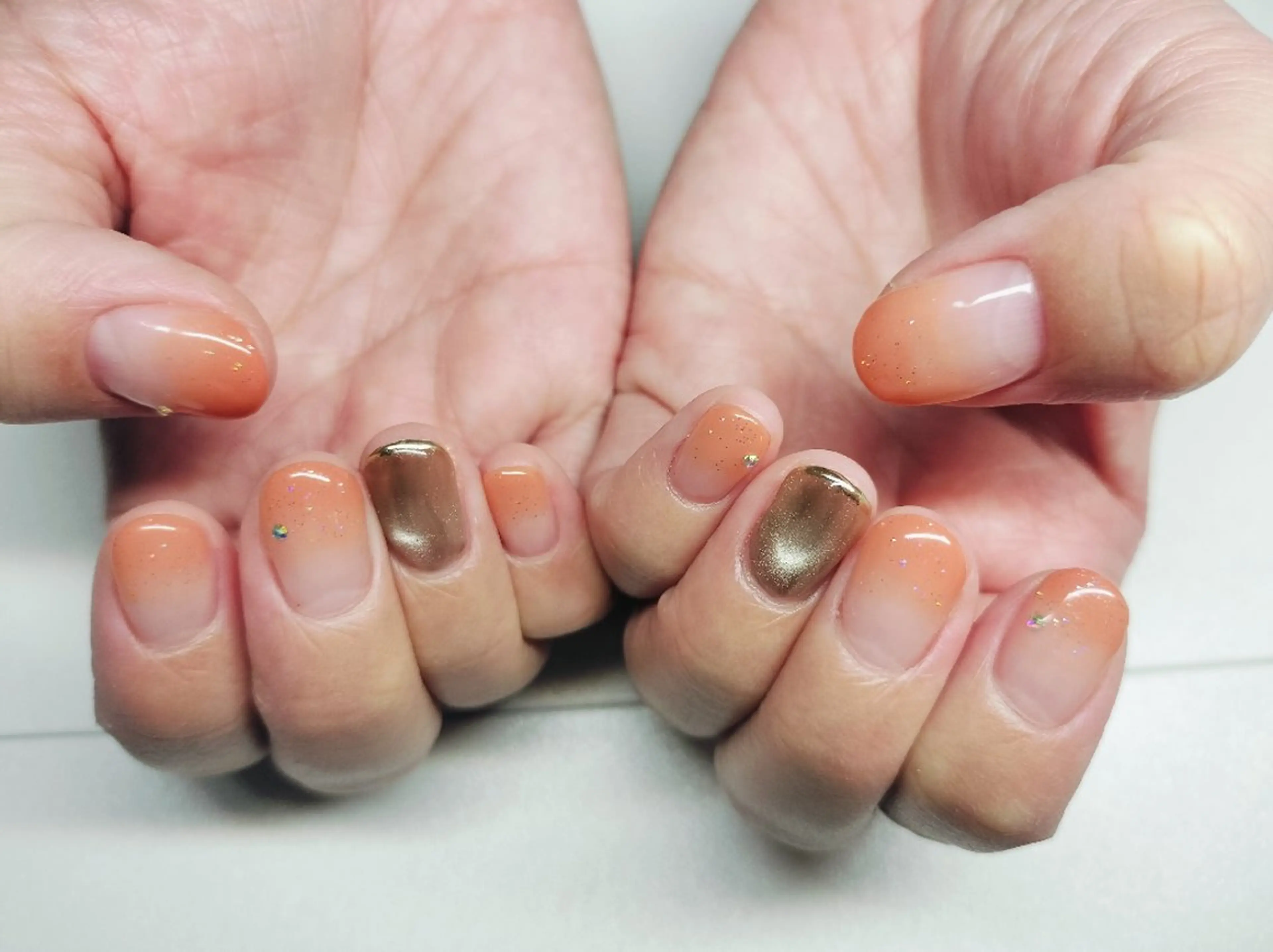 ネイル グラデーション マグネットネイル ハンドネイル MAKI🎀Nail 堺筋本町/心斎橋のネイルデザイン