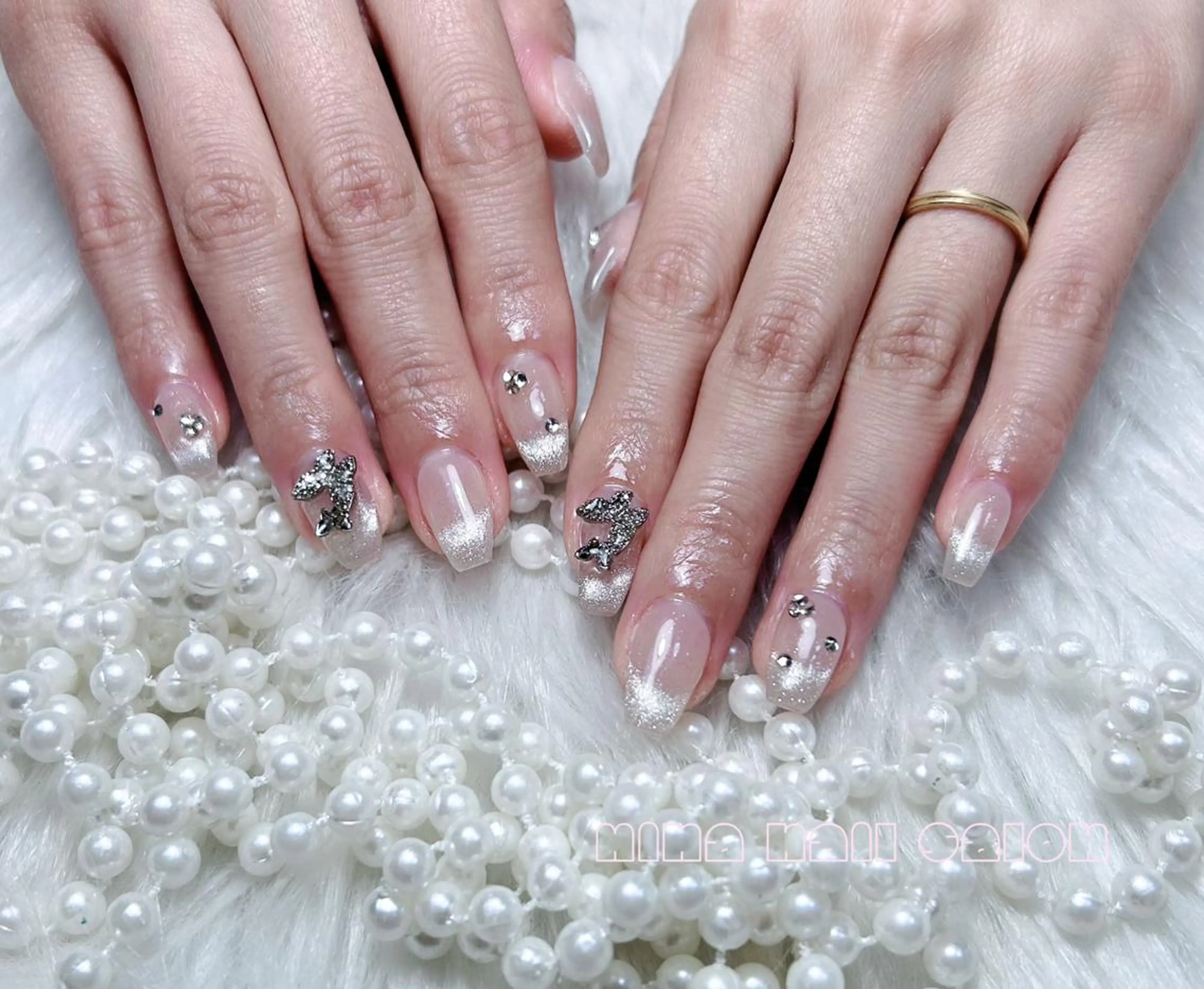 ネイル 🎀まゆ 🪽🐾のネイルデザイン