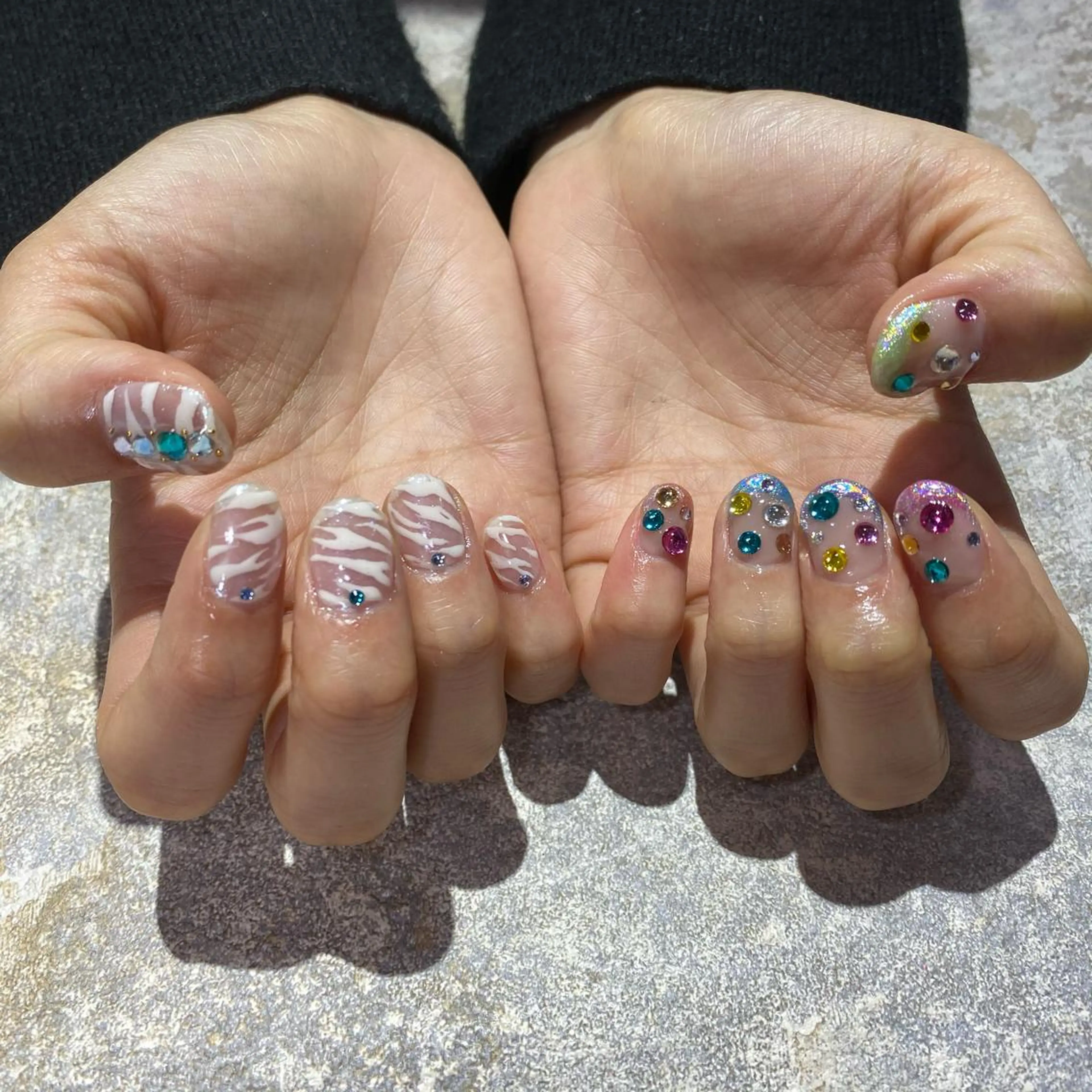 ネイル ジェルネイル Amber21.所属・Nagahama Akariのネイルデザイン