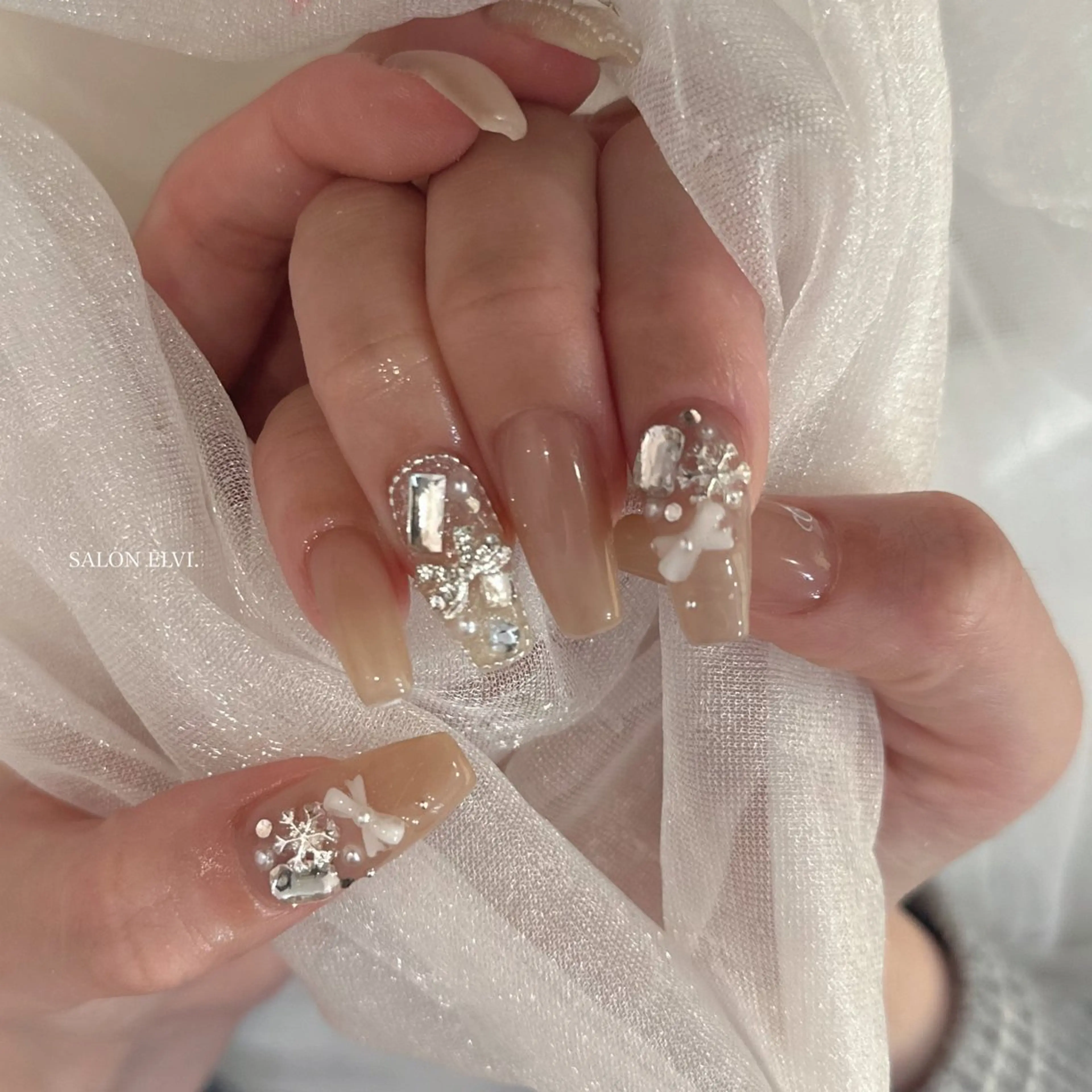 ネイル SALON ELVI.所属・SALON ELVI.のネイルデザイン