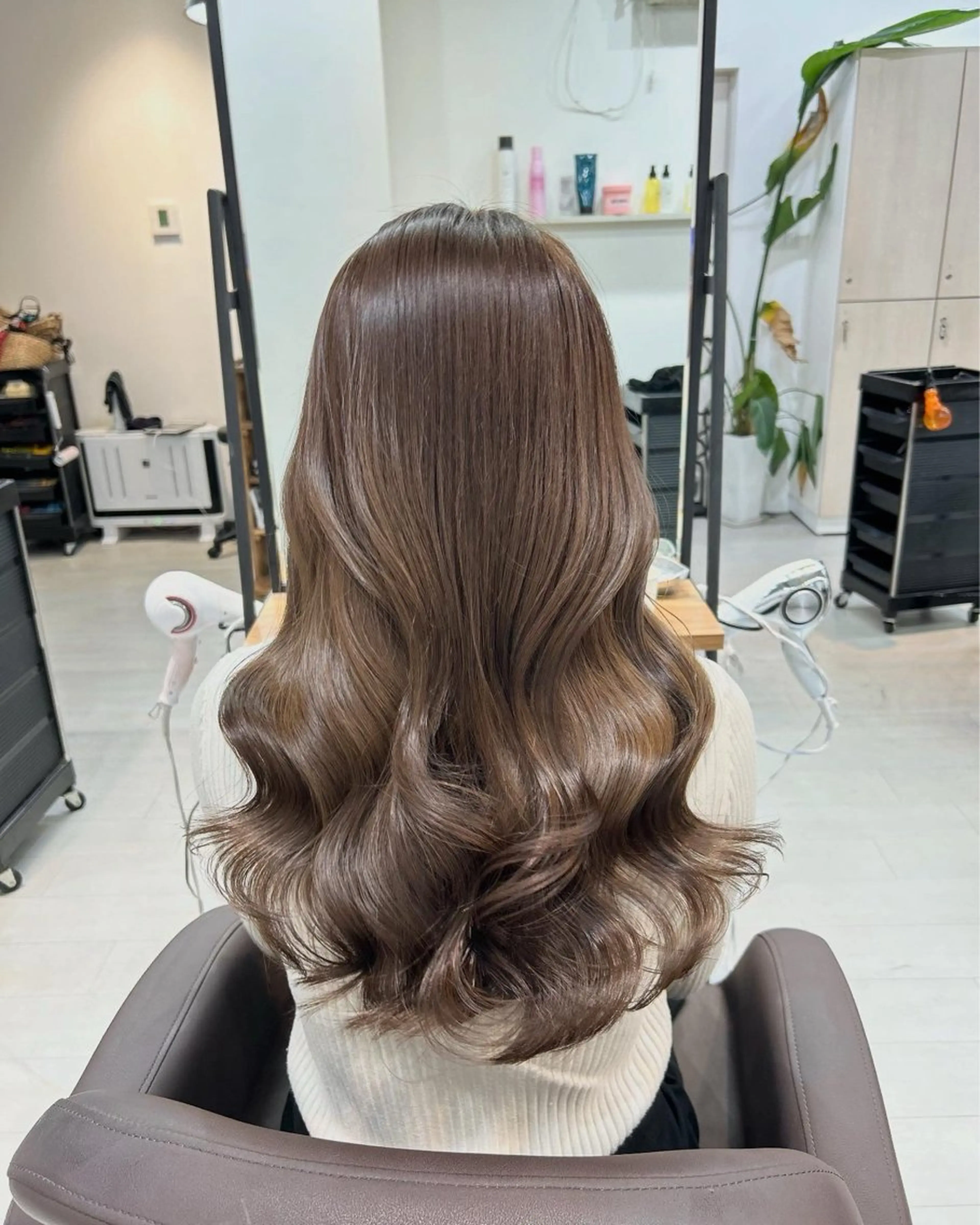 ロング カラー カット ヘアカラー ヘアセット I'S.横浜所属・赤み消しカラー 🍀JUNKIのヘアスタイル