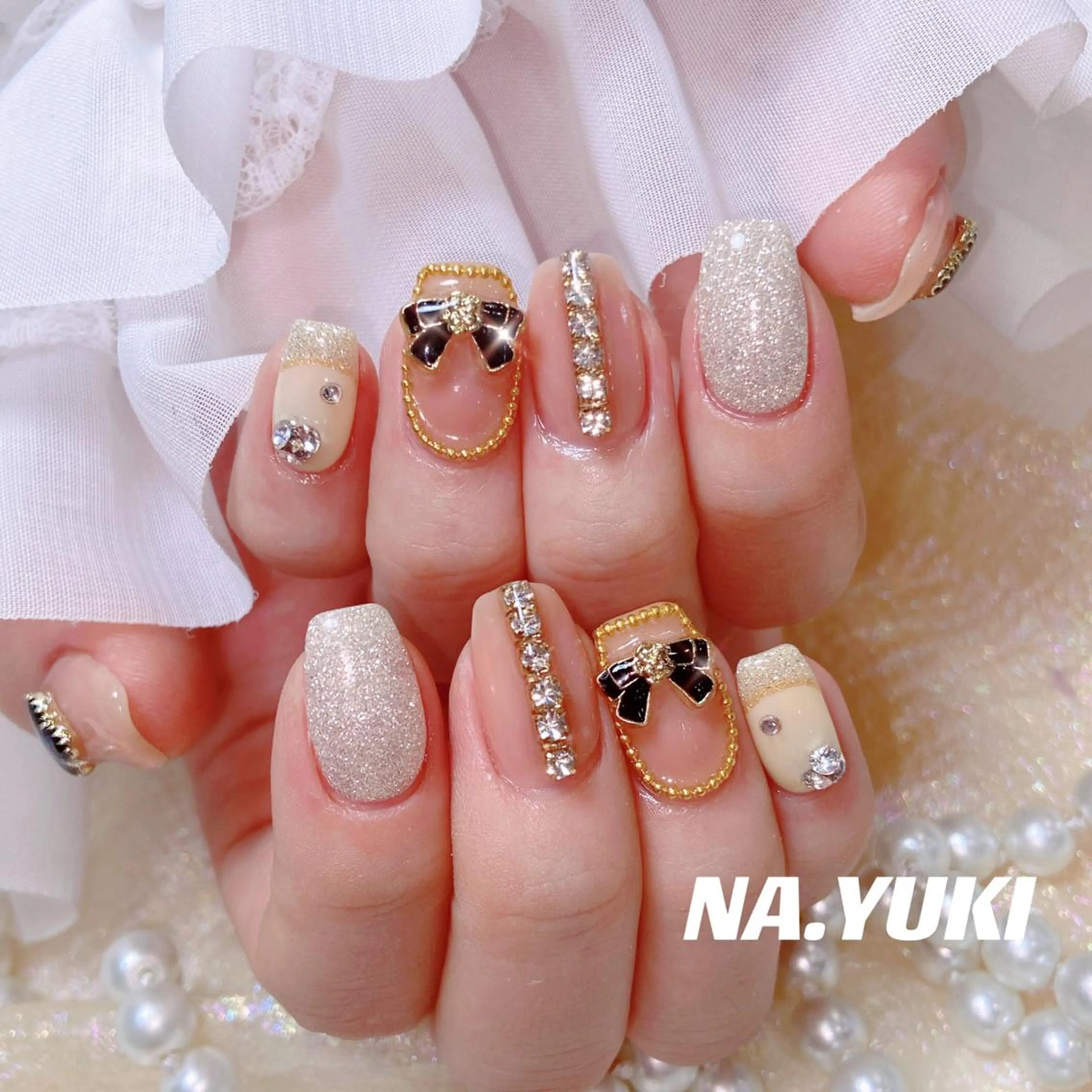 ネイル 🦋 Queenieのネイルデザイン