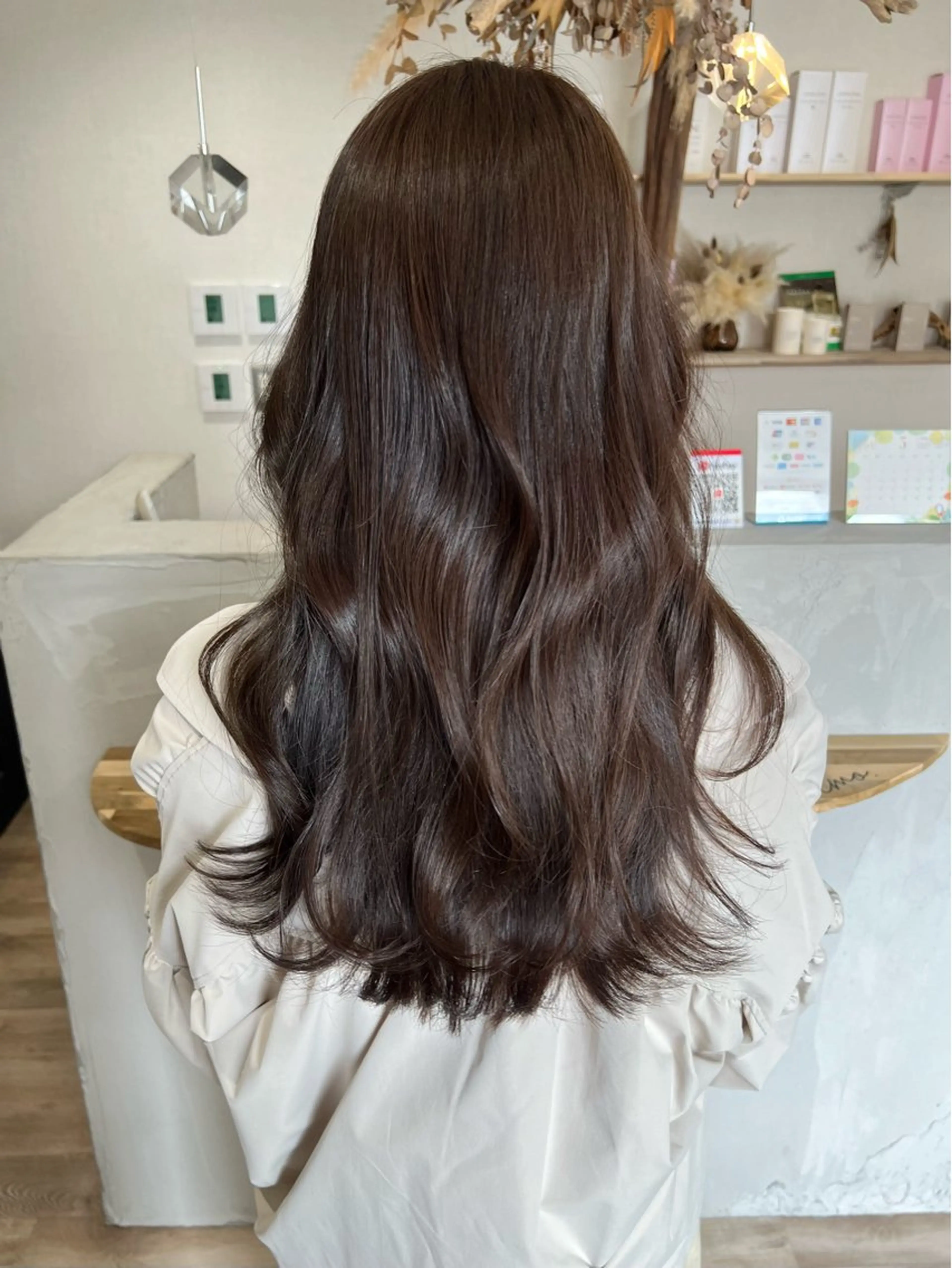 ロング カラー グレージュ カット ヘアカラー トリートメント 🌱小顔魅せカット 透明感カラー/泉綺のヘアスタイル