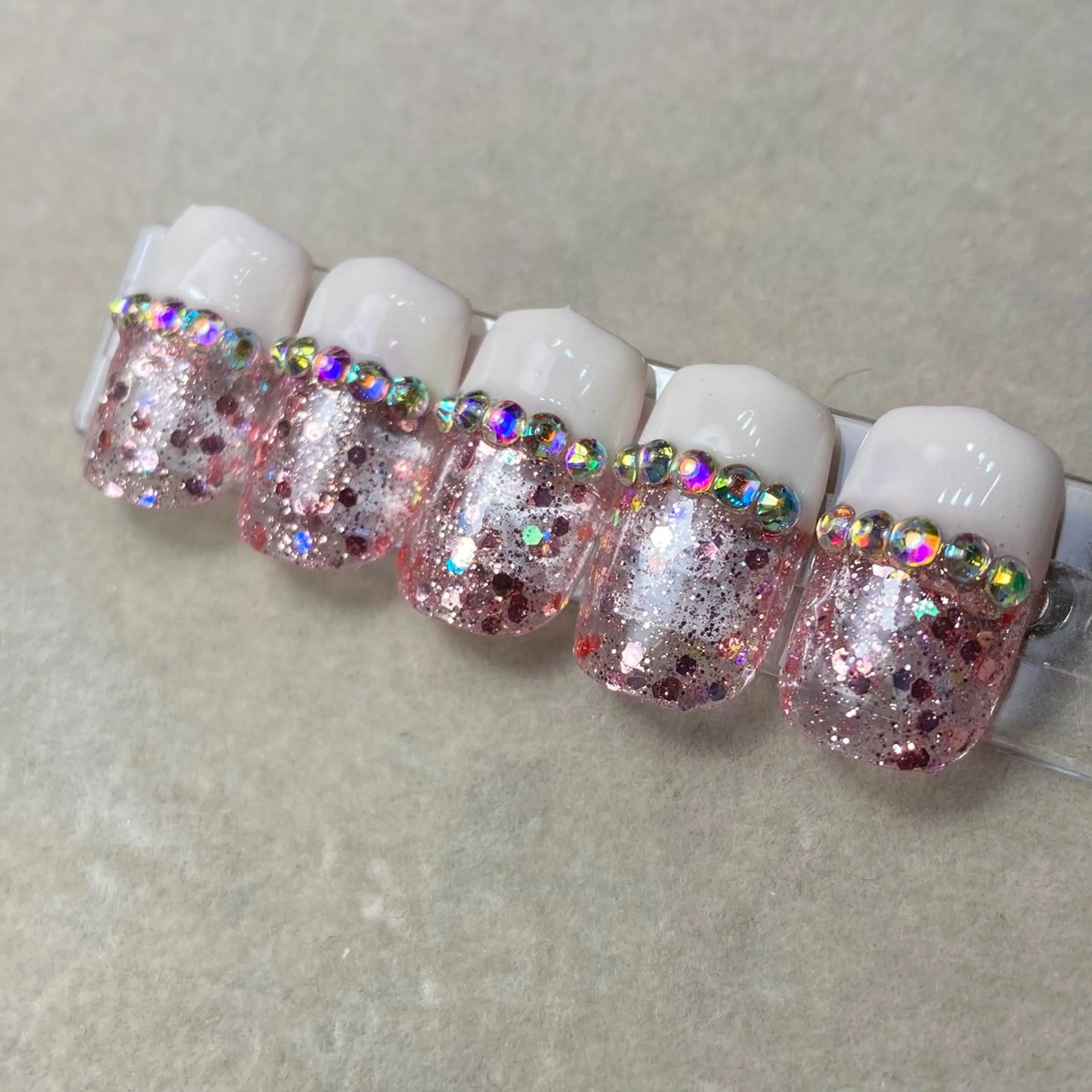 ネイル Legit nail salonのネイルデザイン