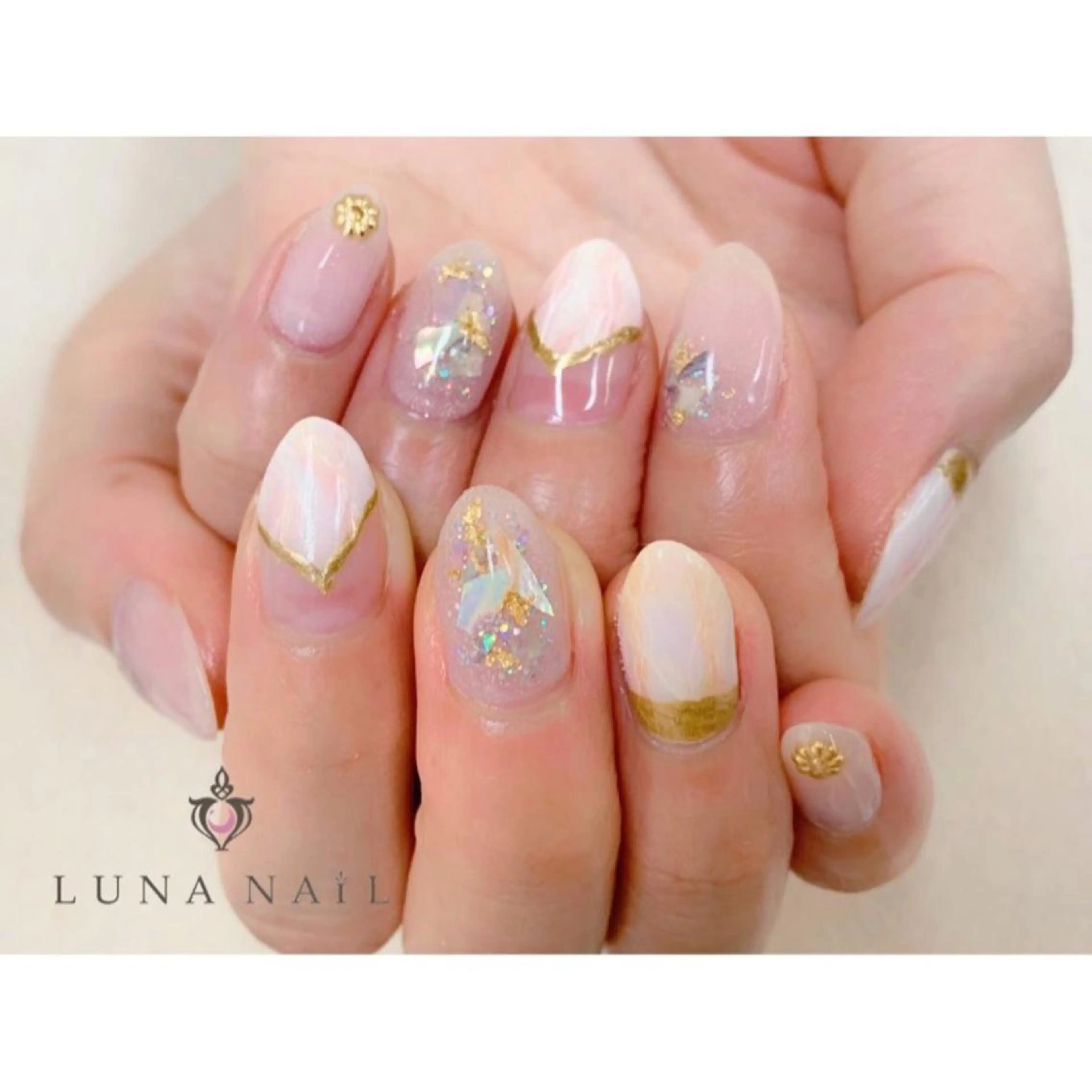 ネイル アトリエ　ミモザ所属・いまむら あかりのネイルデザイン