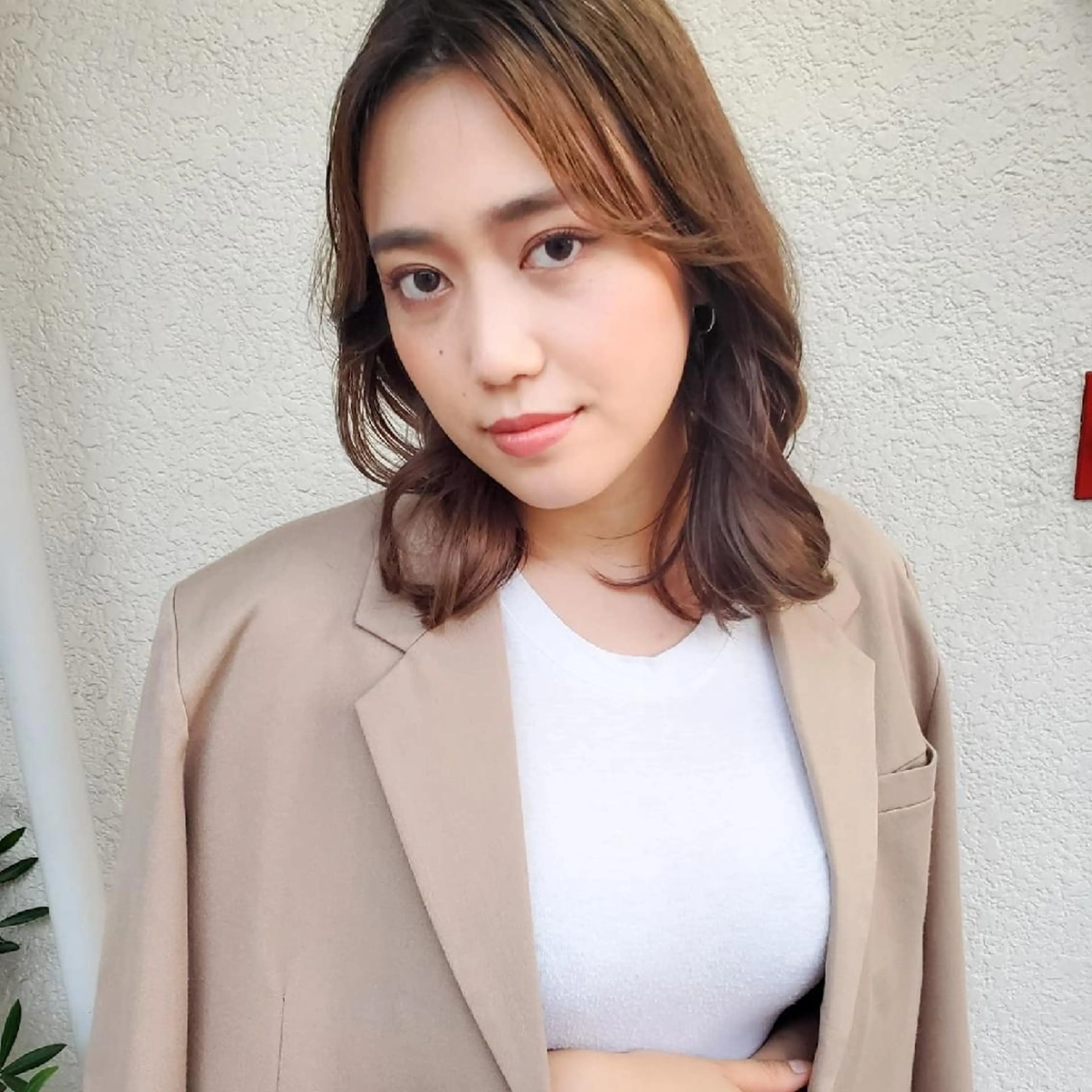 セミロング カラー 切りっぱなしボブ ショートボブ セミロングパーマ バレイヤージュ ベージュカラー カット ヘアカラー トリートメント フリーランス所属・韓国ヘア レイヤー くびれヘアMATSUのヘアスタイル