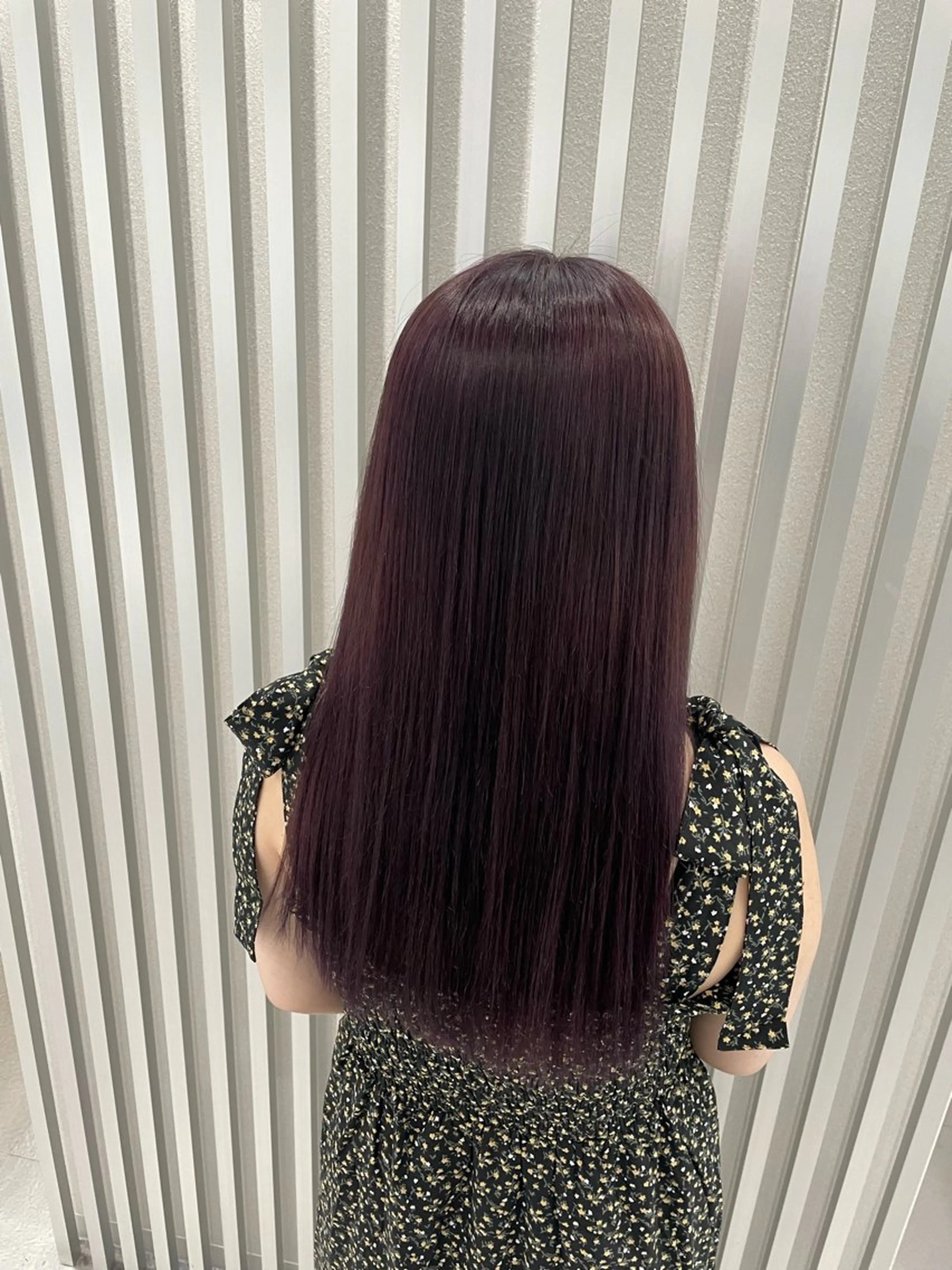 セミロング カラー ブラウンカラー ラベンダーカラー ラベンダーブラウン 野崎 孝章のヘアスタイル