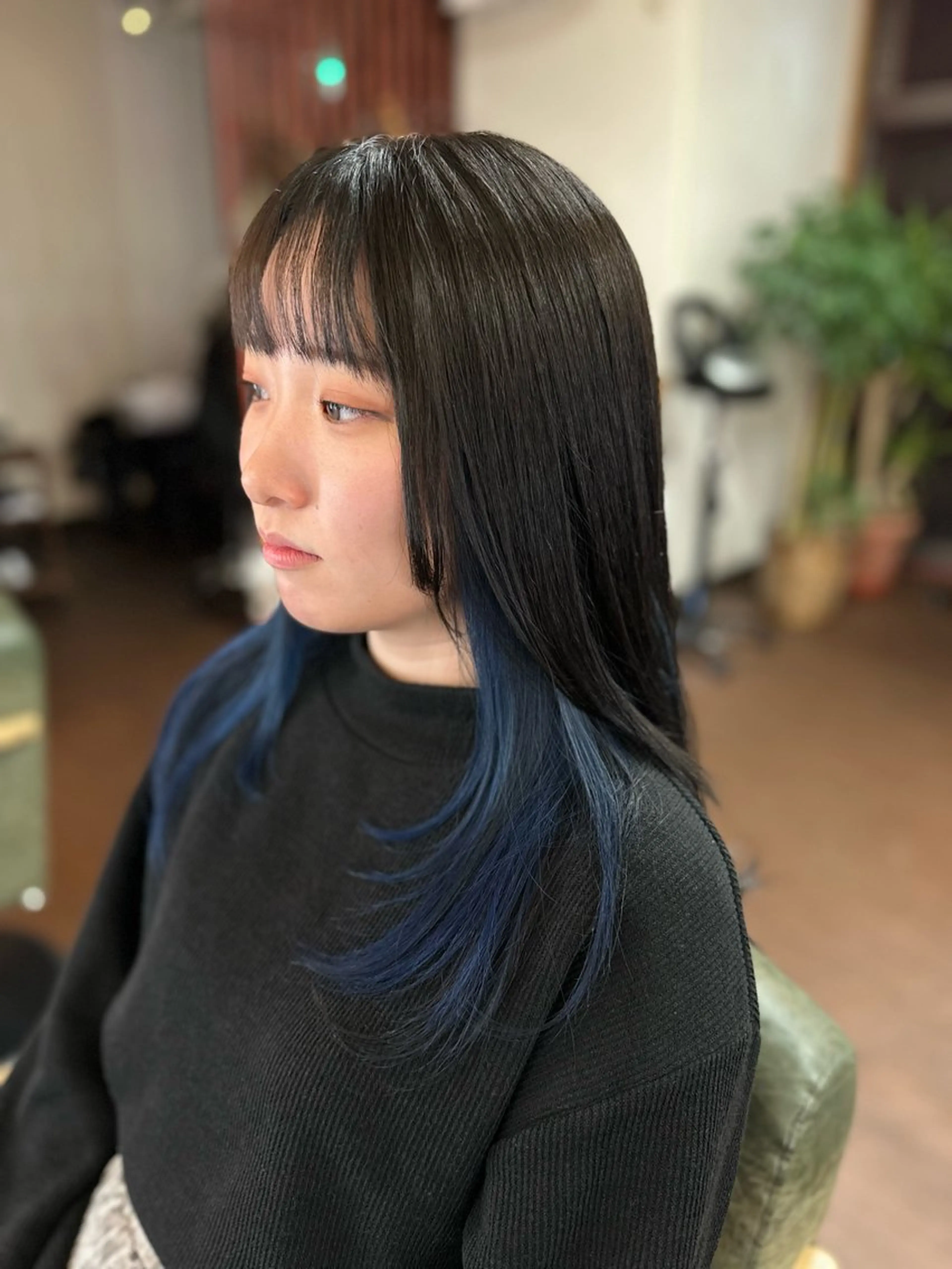 ロング カラー ブルーカラー インナーカラー レイヤーカット ヘアカラー インナーカラー指名 No.1菊池柊真のヘアスタイル