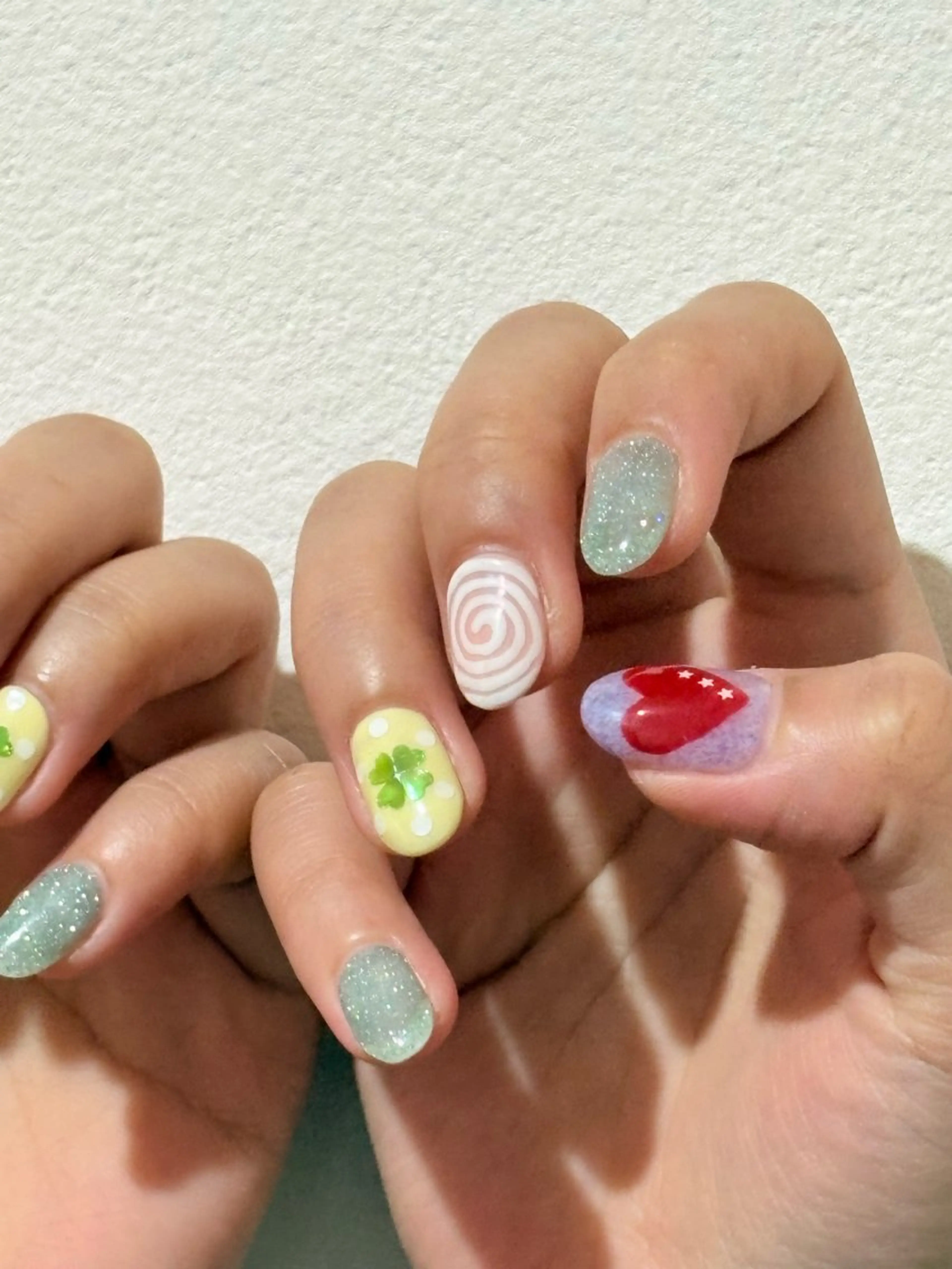 ネイル she saw me / shokoのネイルデザイン