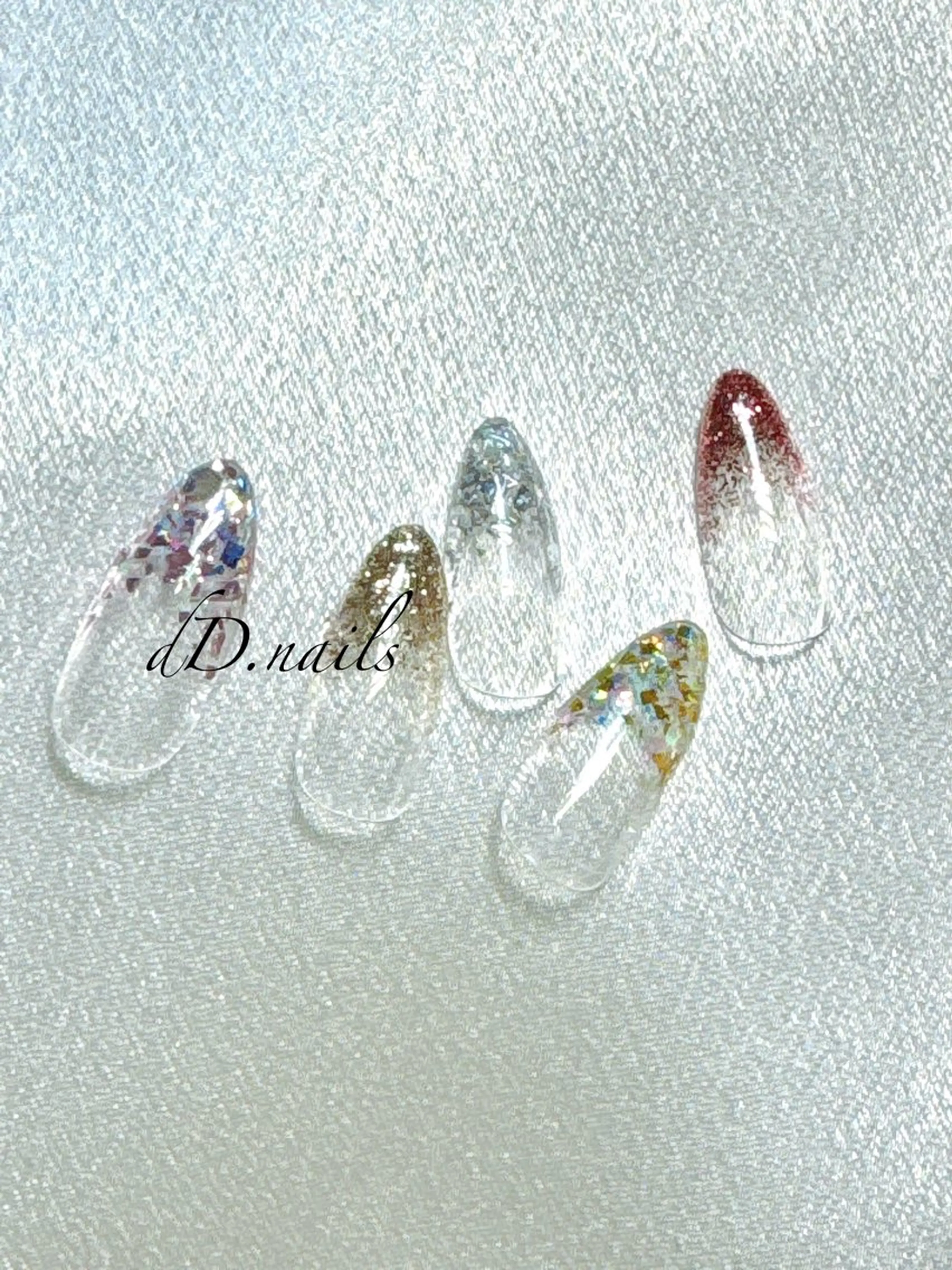 ネイル グラデーション ホログラムネイル ラメ(グリッター) ラメグラデーション ハンドネイル dD.nails 杉戸町ネイルのネイルデザイン