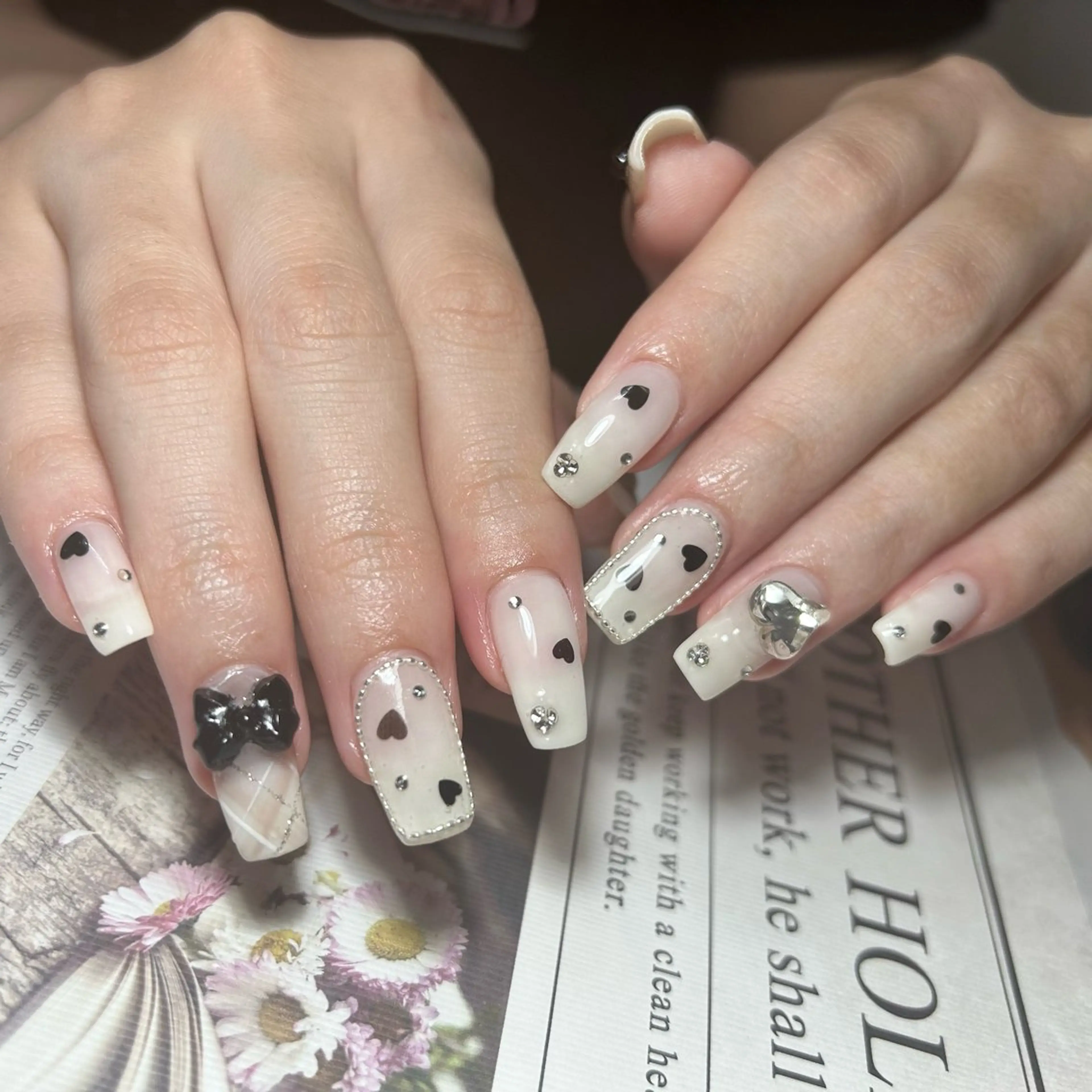 ネイル ハンドネイル nailroom‪ sb‪‪𓈒𓂂𓏸のネイルデザイン