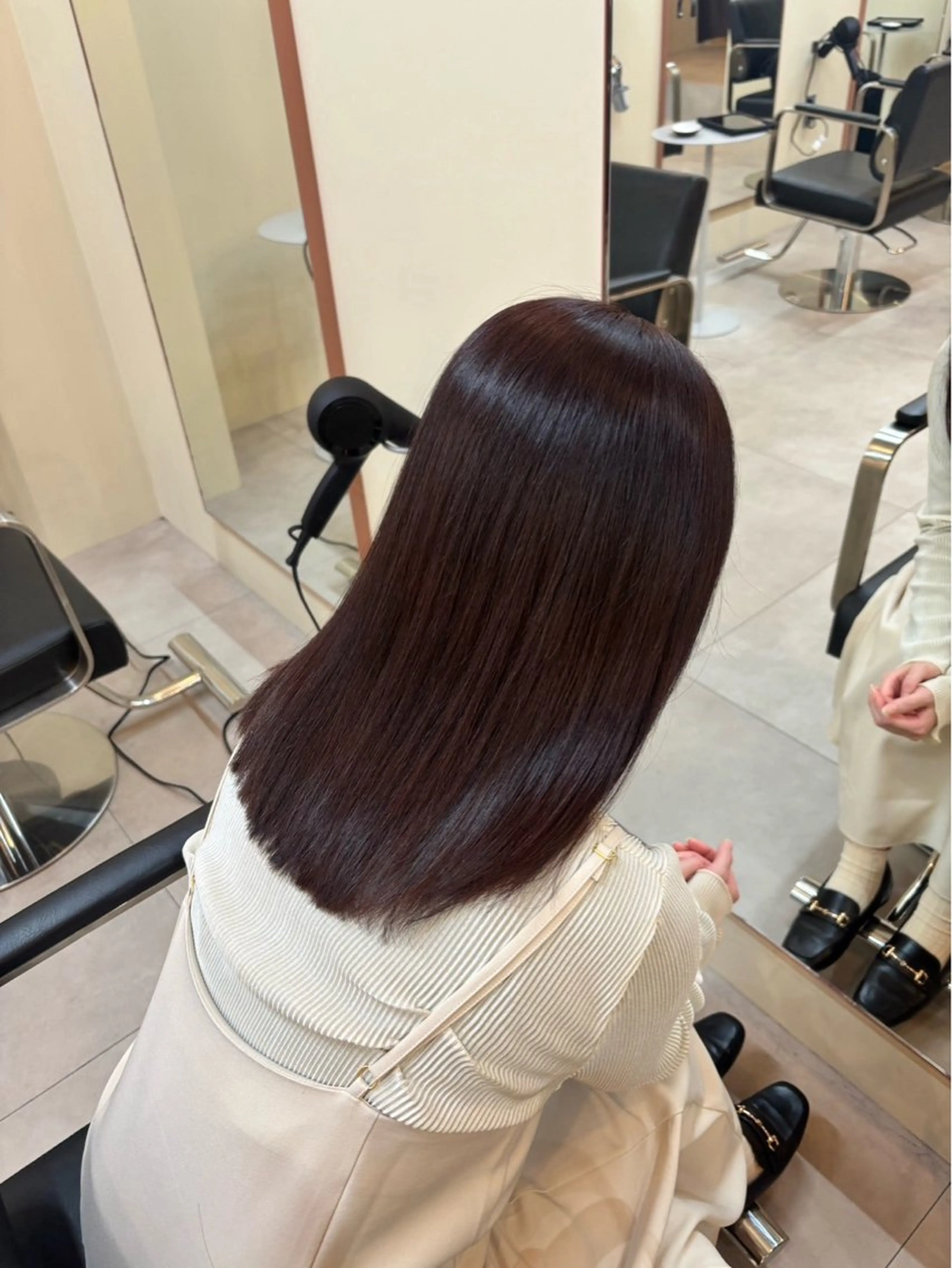カラー 宮崎 由愛のヘアスタイル