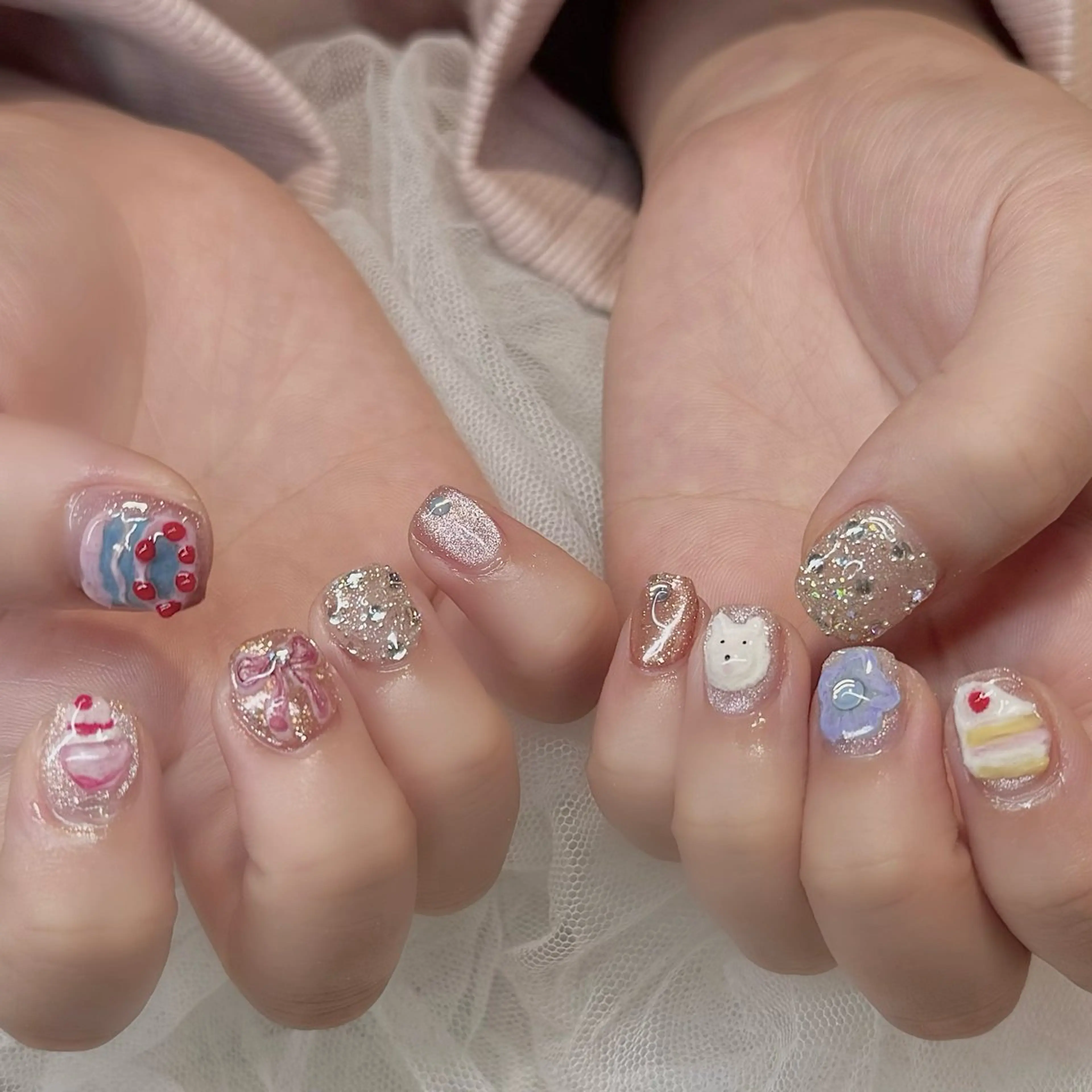 ネイル ハンドネイル 新井 ひなののネイルデザイン