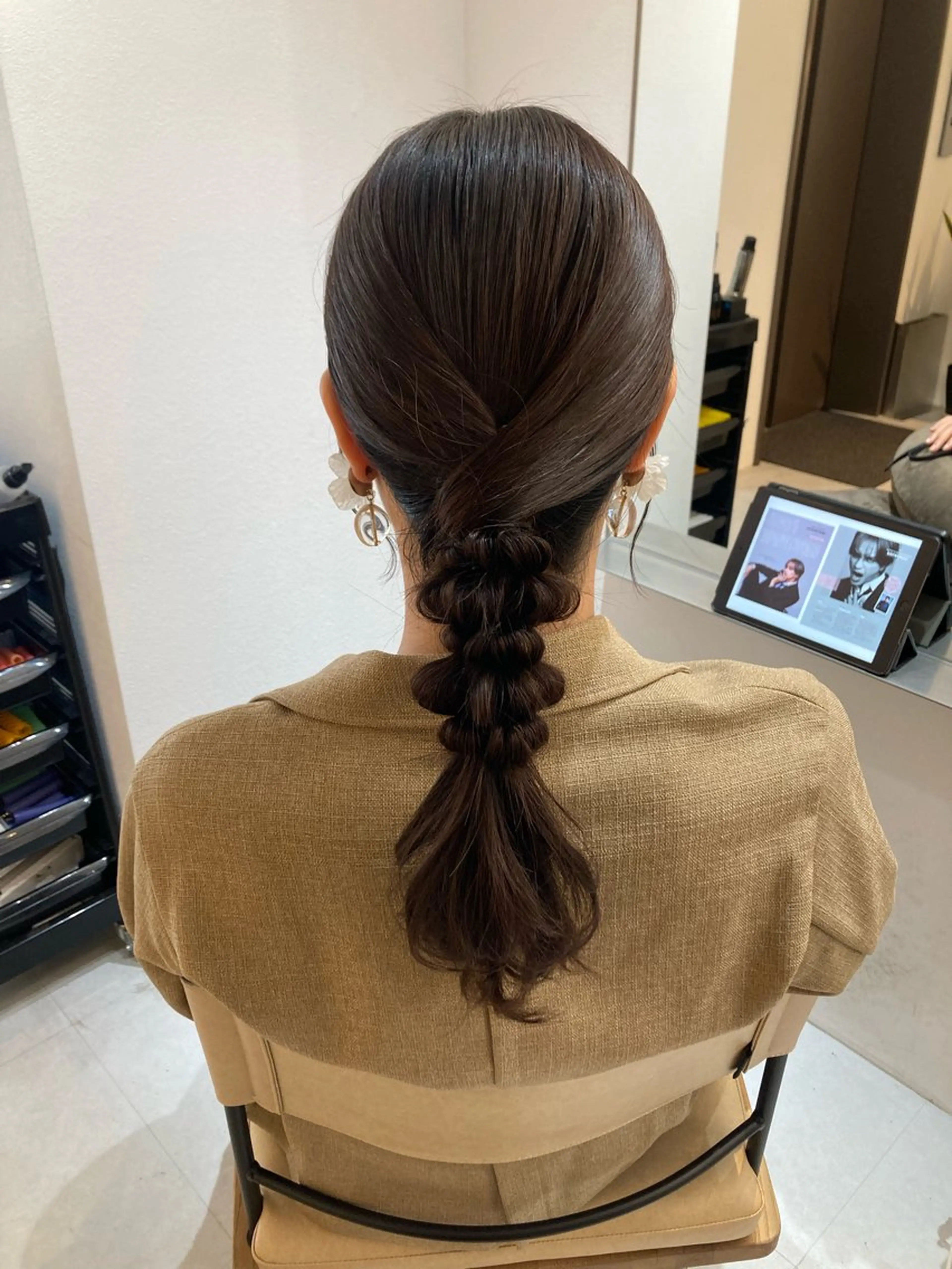 セミロング ヘアセット ✨色持ちの良い艶 カラー✨蟹江真世のヘアスタイル