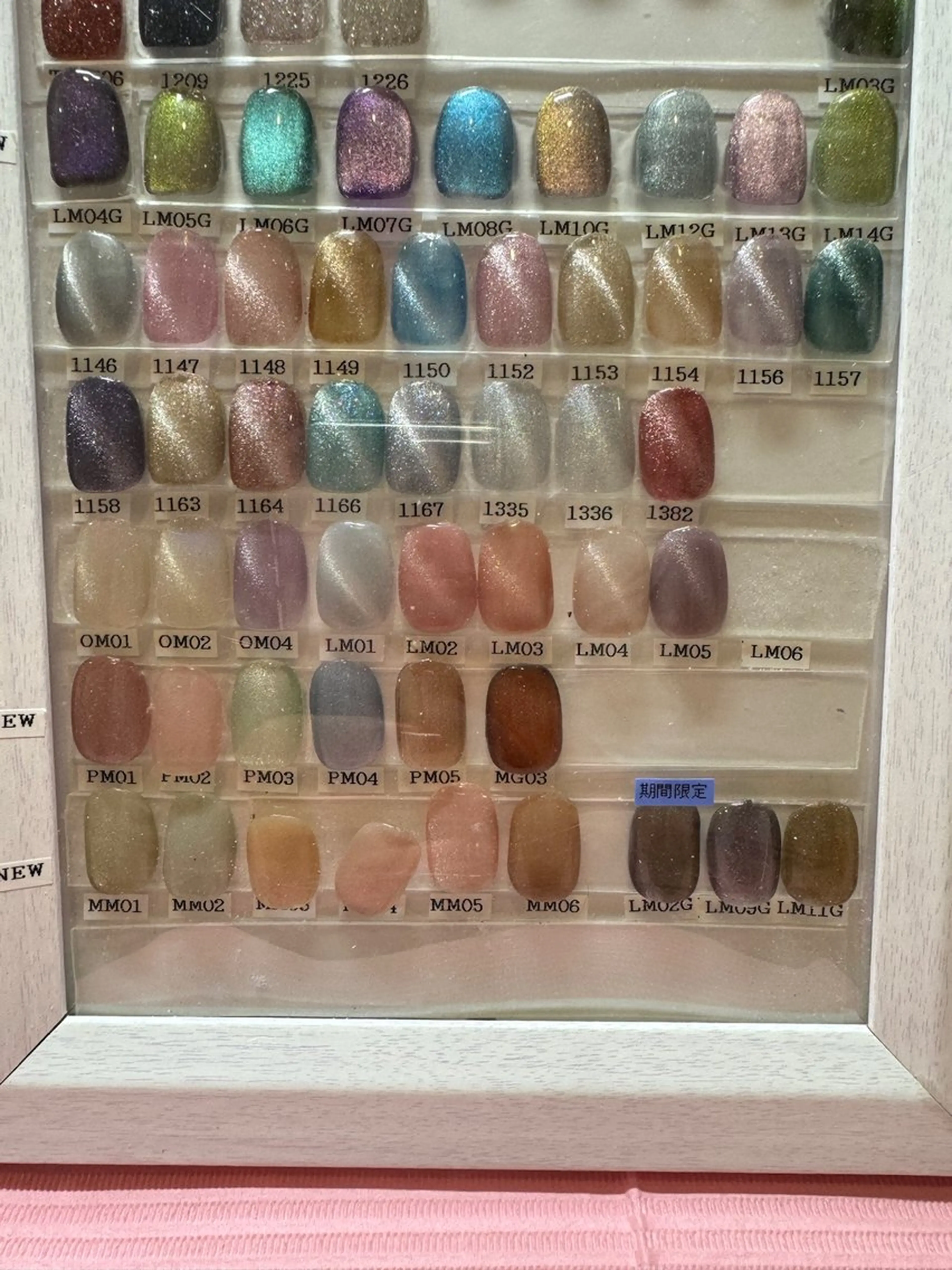 ネイル アンジェリカミッシェル関内店所属・内海 千尋のネイルデザイン