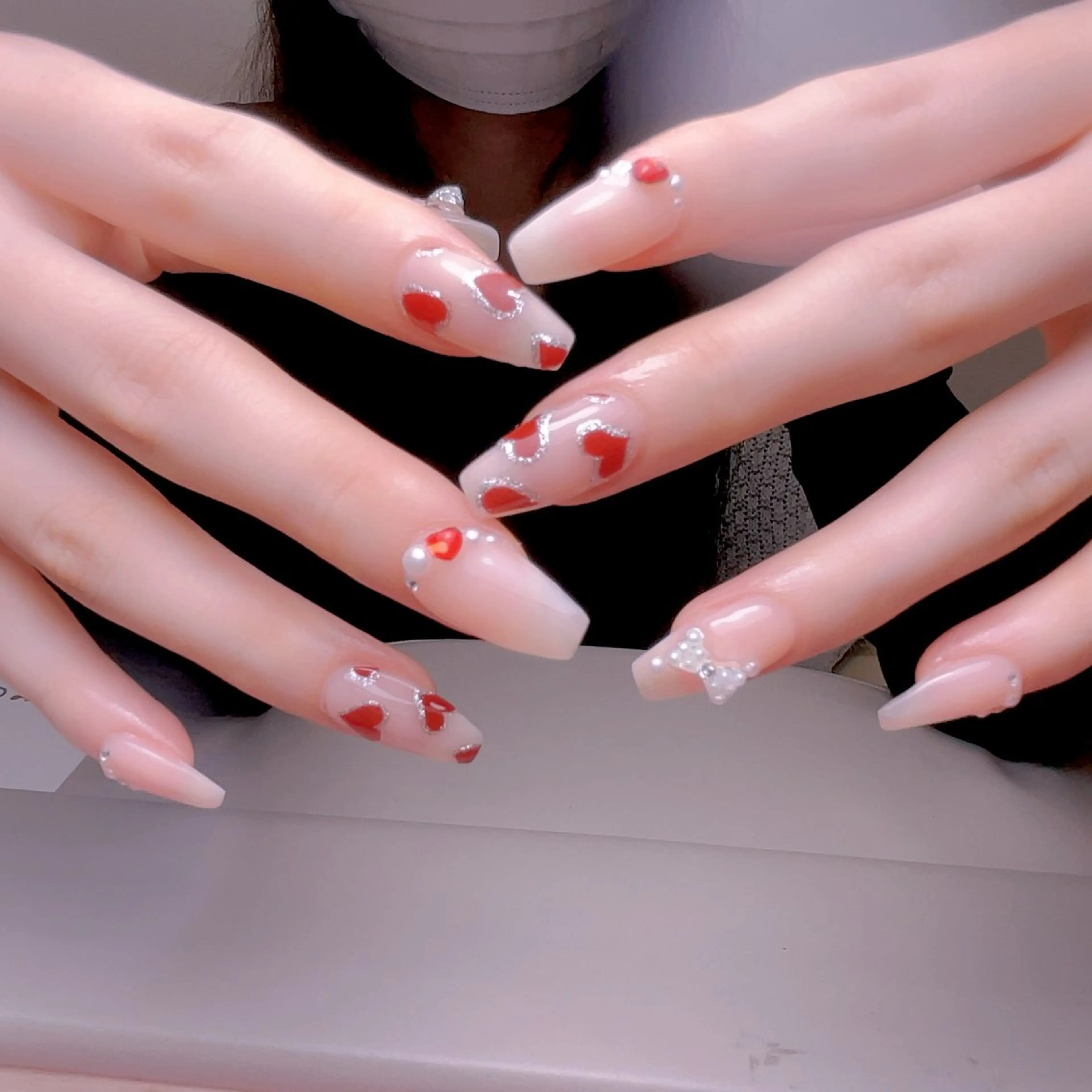 ネイル フレンチネイル ジェルネイル グラデーション 韓国ネイル マグネットネイル ハンドネイル 【長さ出し】 IRIS NAILのネイルデザイン