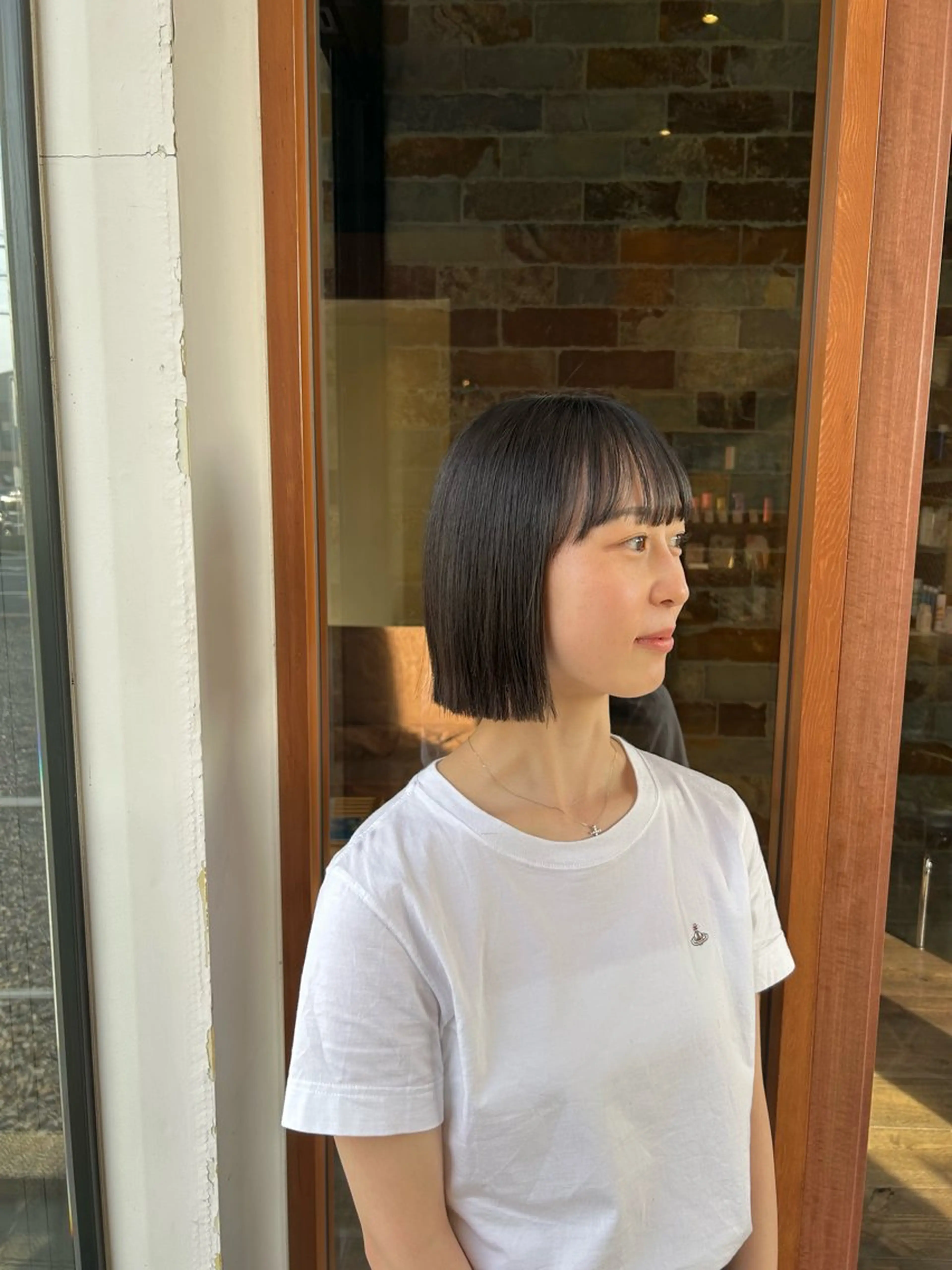 ミディアム パーマ ボブ 韓国風ヘア ストレートパーマ 縮毛矯正 村松 麻菜のヘアスタイル