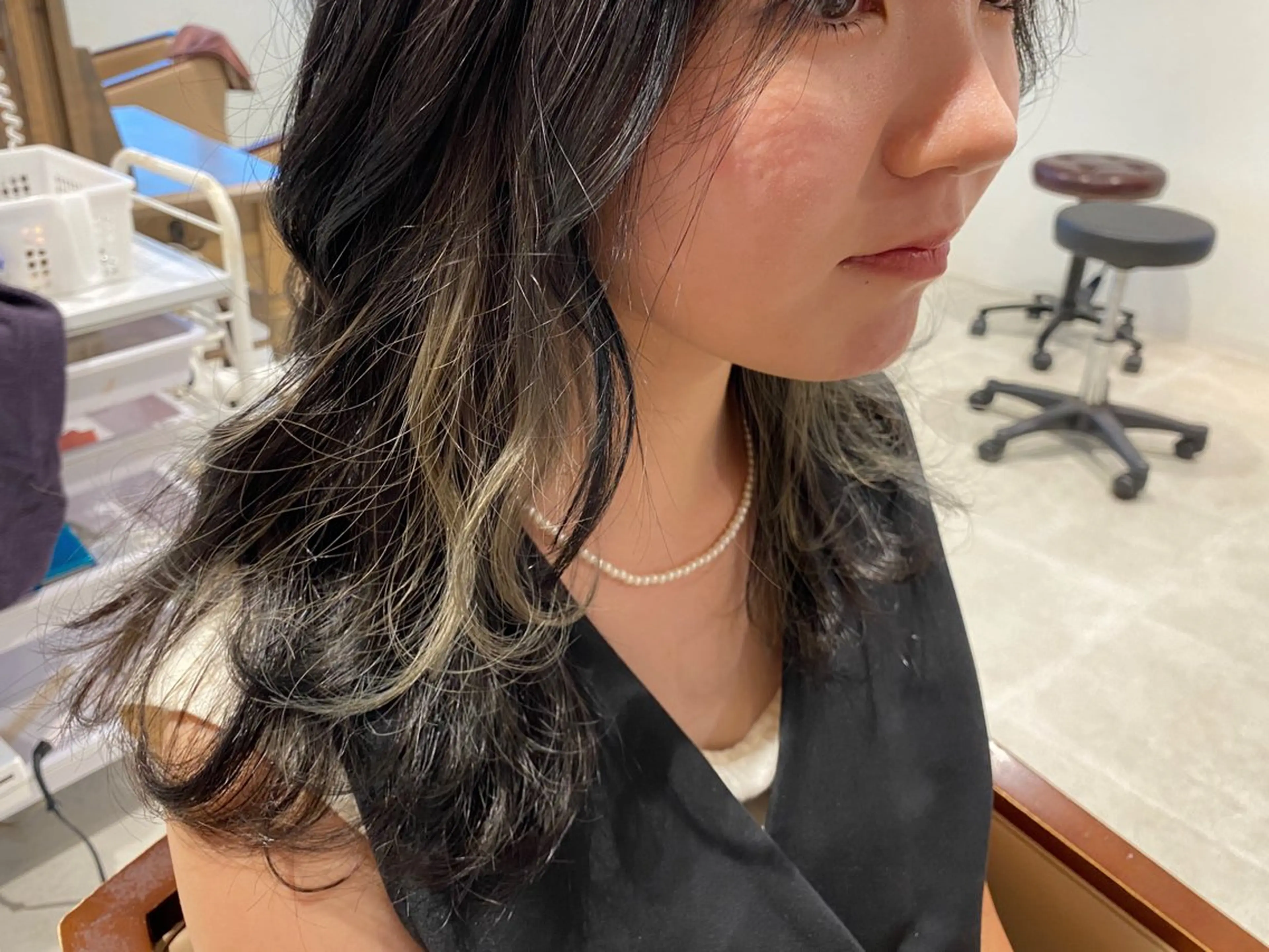 ミディアム カット ヘアカラー トリートメント ブリーチなしWカラー /酸性ストレート河本のヘアスタイル