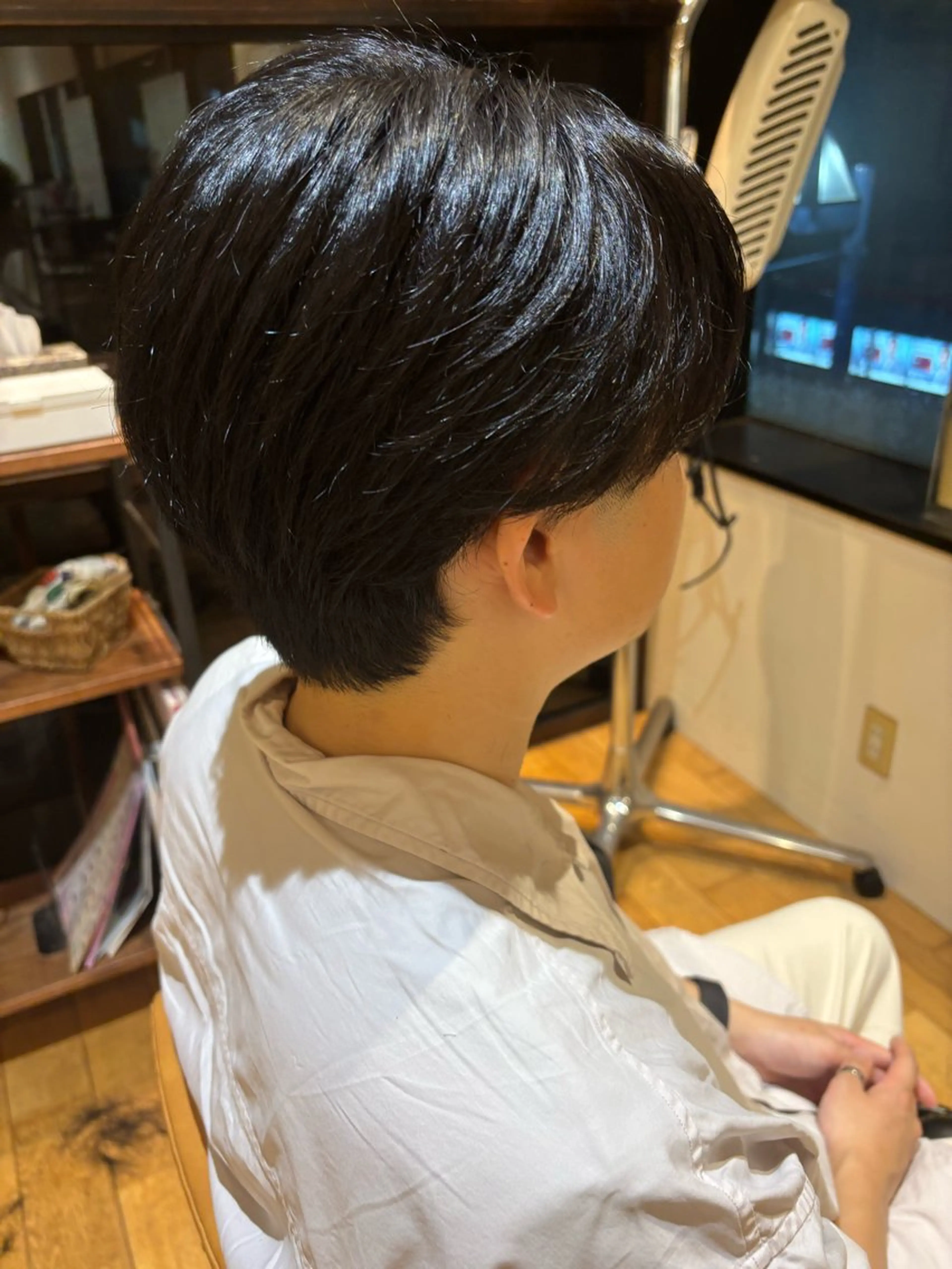 メンズ カット おもだか　がく /レディースカットのヘアスタイル