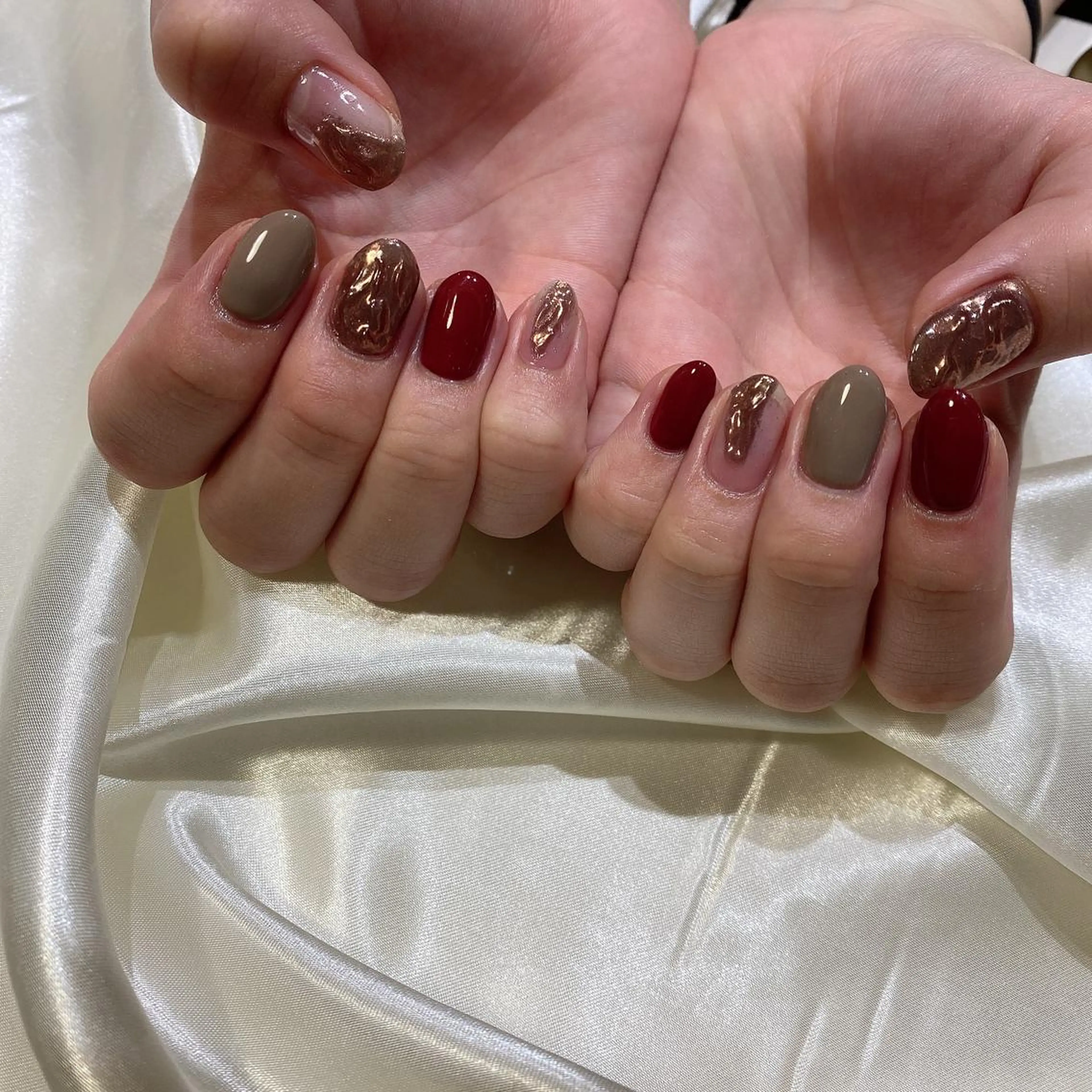 ネイル ハンドネイル 西岡 杏のネイルデザイン