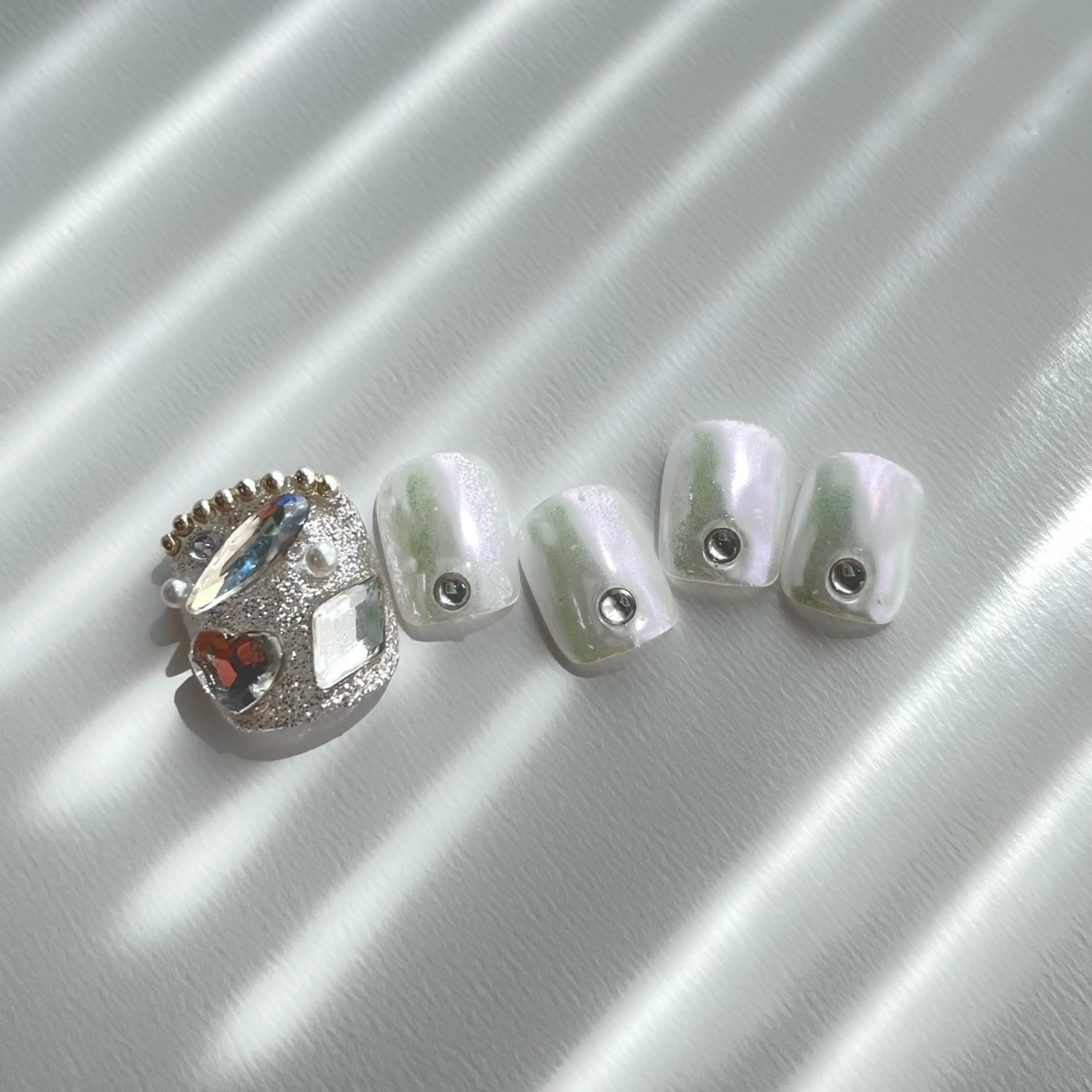 ネイル Trend Nail シルフのネイルデザイン