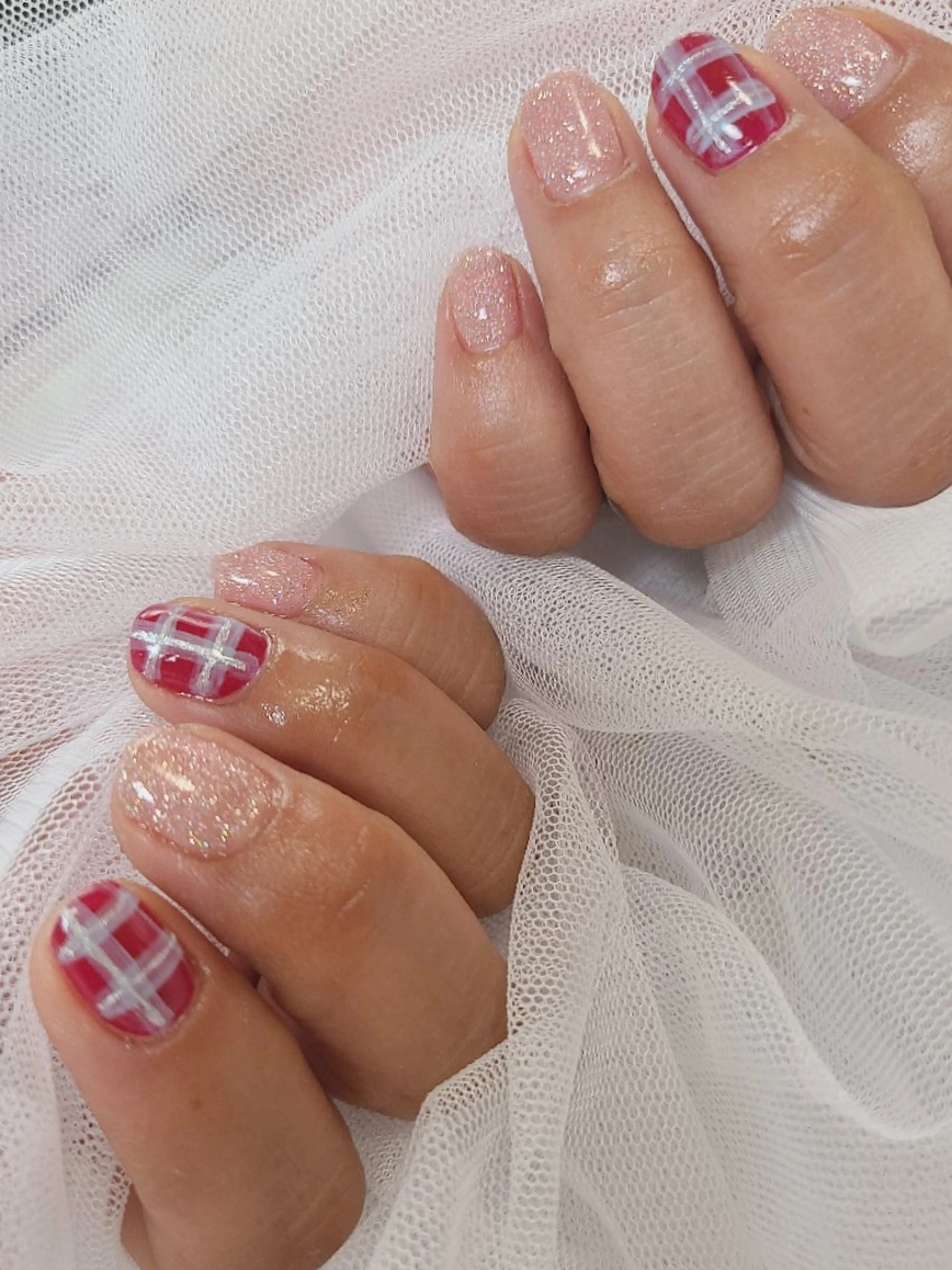 ネイル ジェルネイル キラキラネイル ラメ(グリッター) 水色 赤色 Nailroom3  古屋明美のネイルデザイン