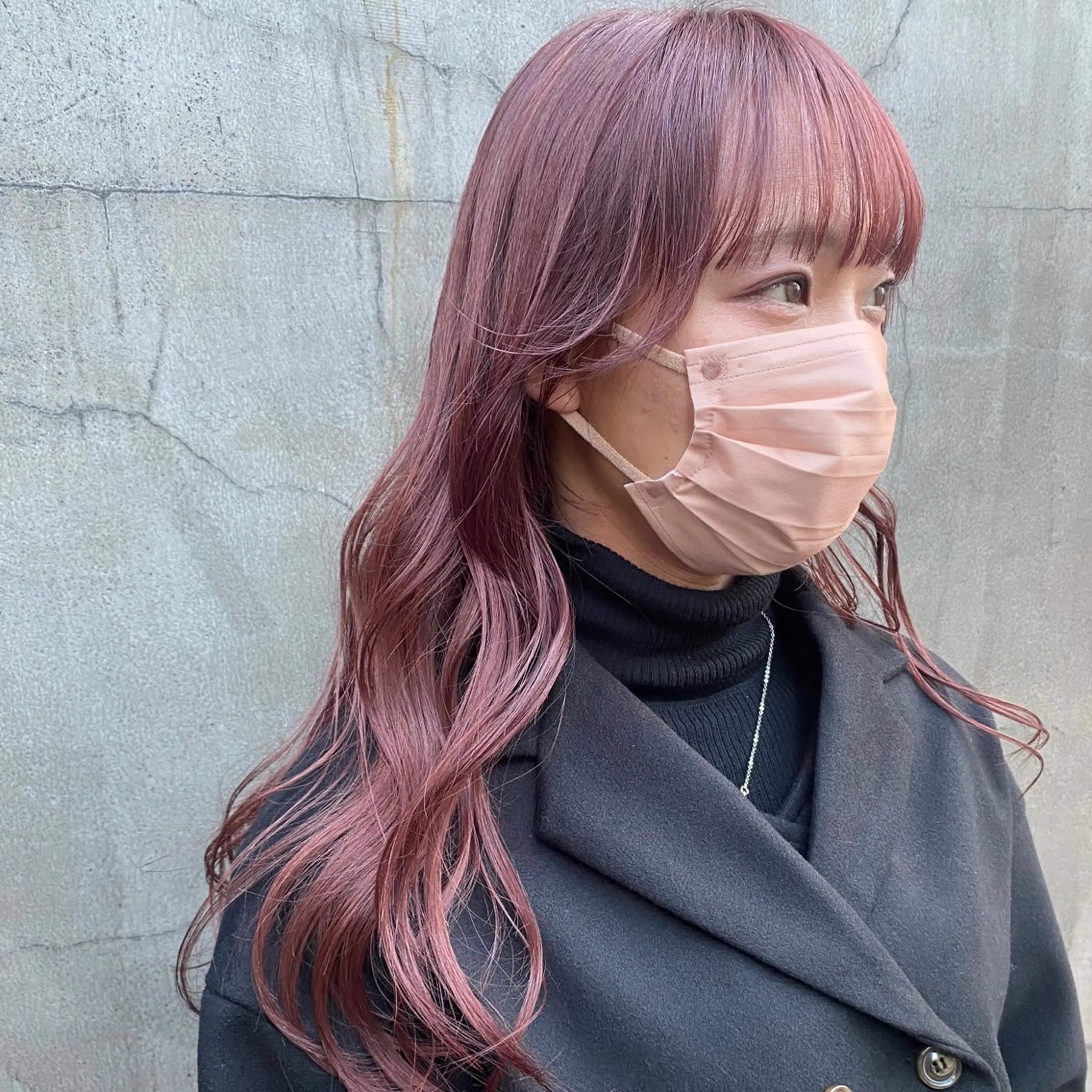 セミロング カラー ブリーチ ピンクカラー カット ヘアカラー トリートメント ◽️モードヘア◽️ SHOUTOのヘアスタイル