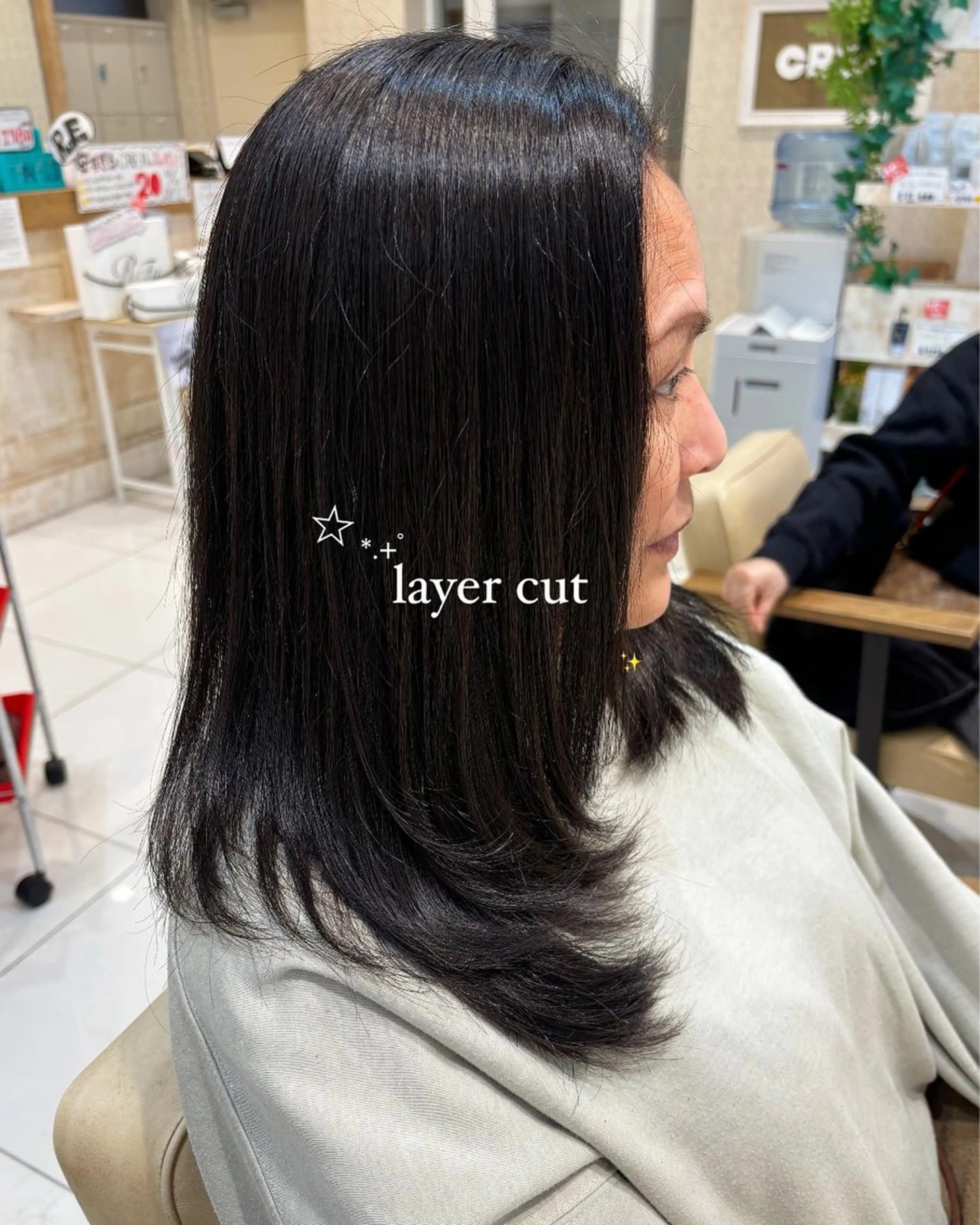 ミディアム ブリーチなしカラー/ 暖色カラー/艶カラーのヘアスタイル