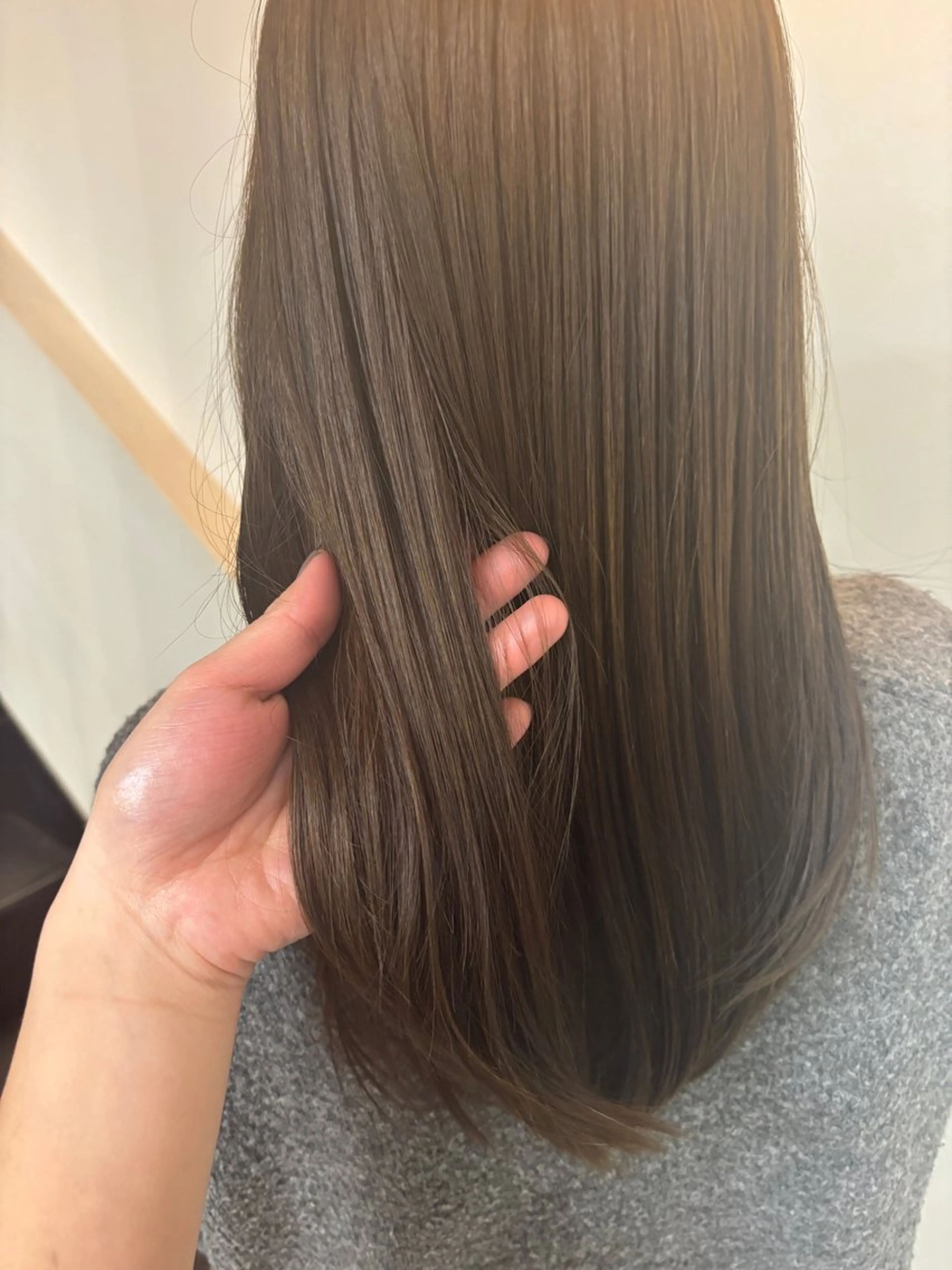 セミロング カラー Halo所属・玖須　綾音 /柔らかい海外ヘア♡のヘアスタイル