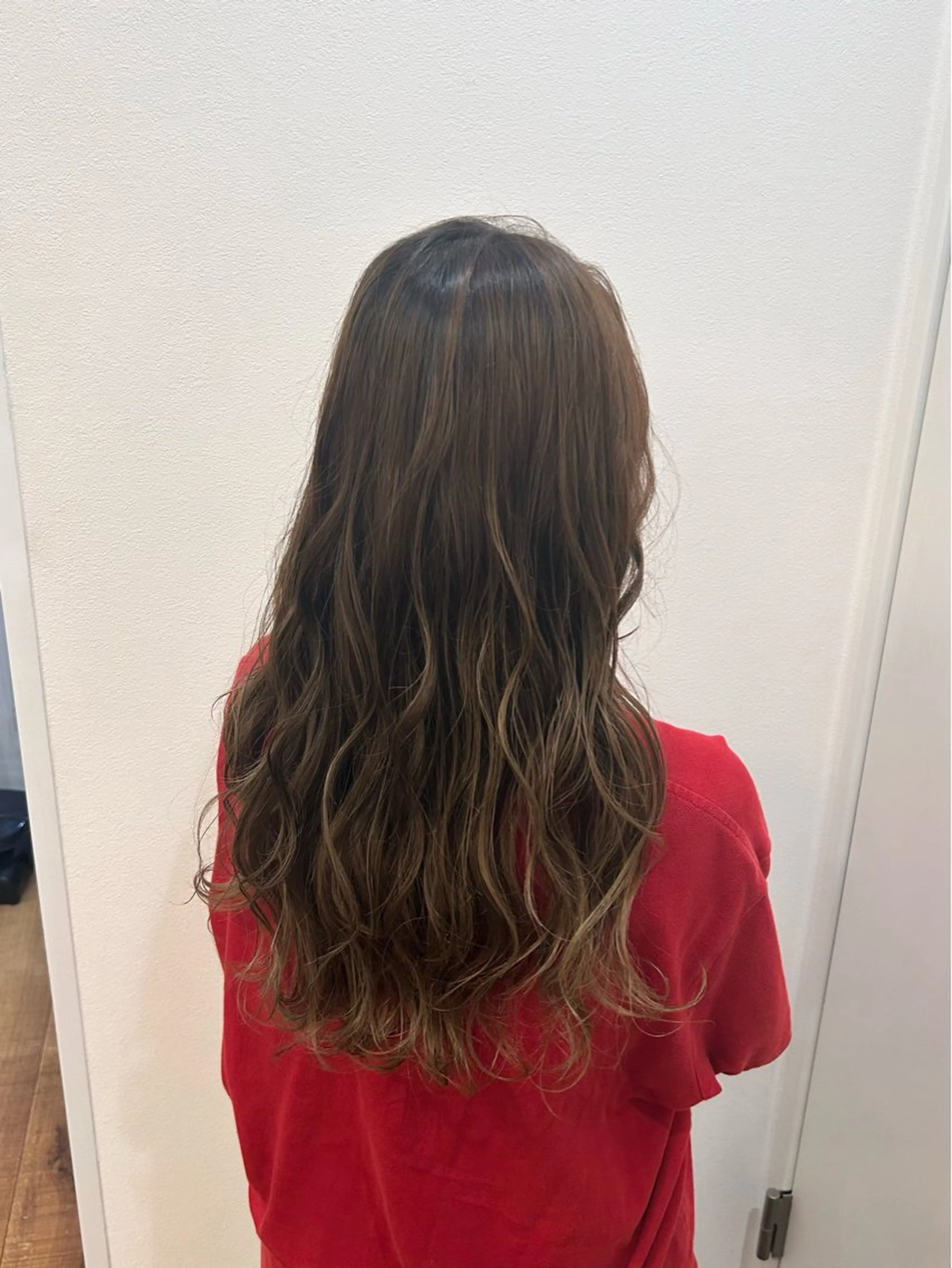 ロング ヘアカラー yuu 練習モデル募集のヘアスタイル