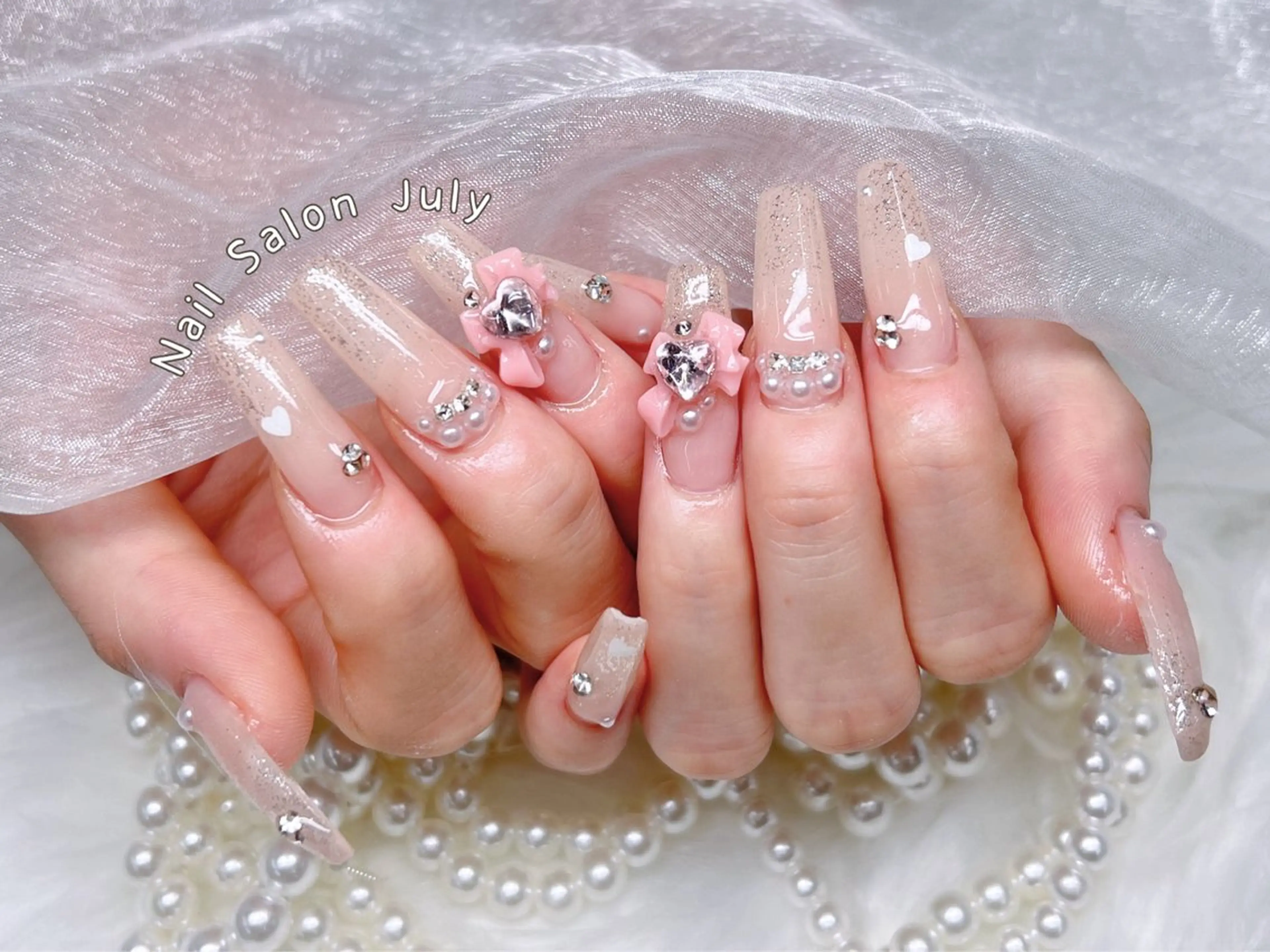 ネイル アートネイル オーロラネイル ジェルネイル ガーリー キラキラネイル July モモのネイルデザイン