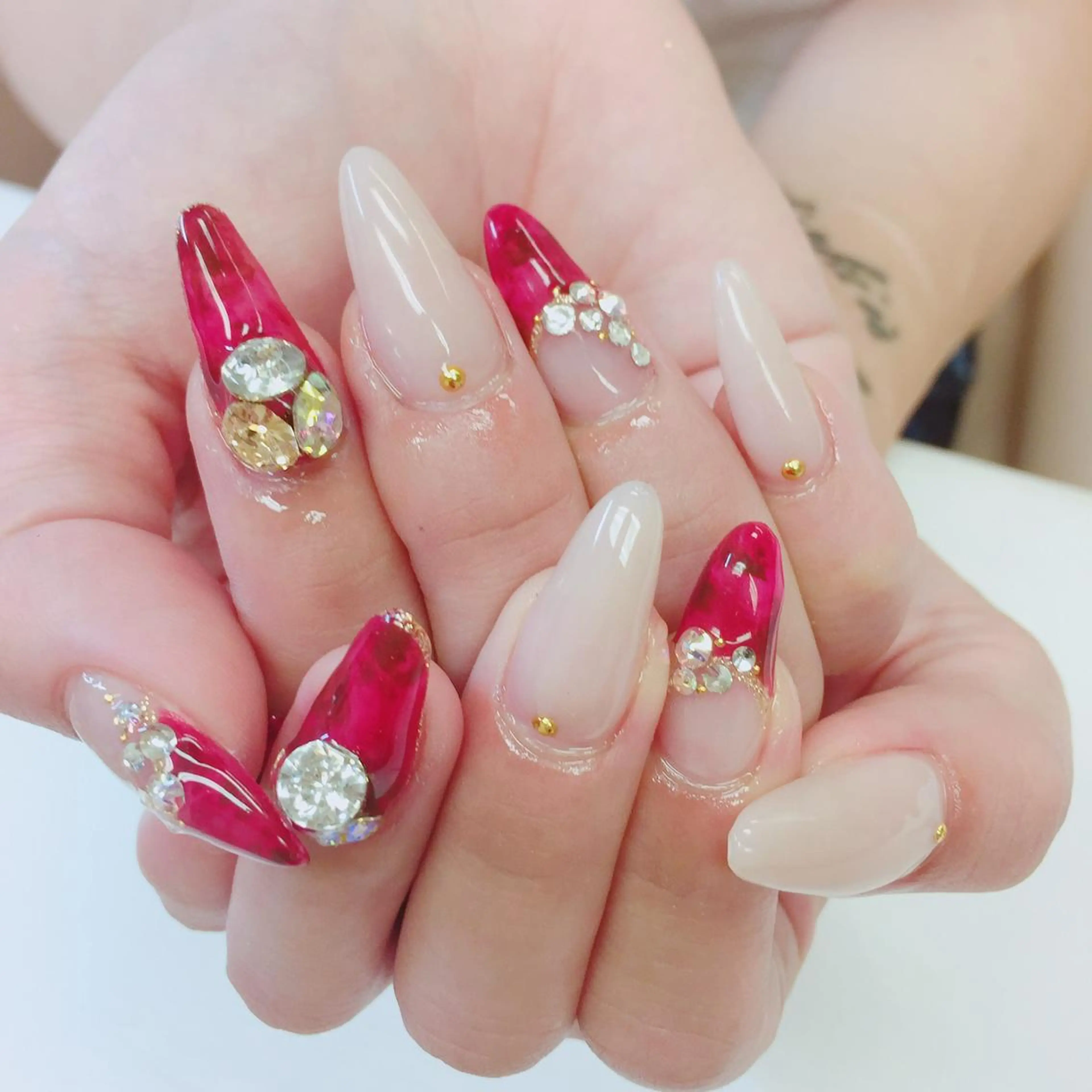 セミロング ハンドネイル JNA認定講師🌸 RIEのネイルデザイン