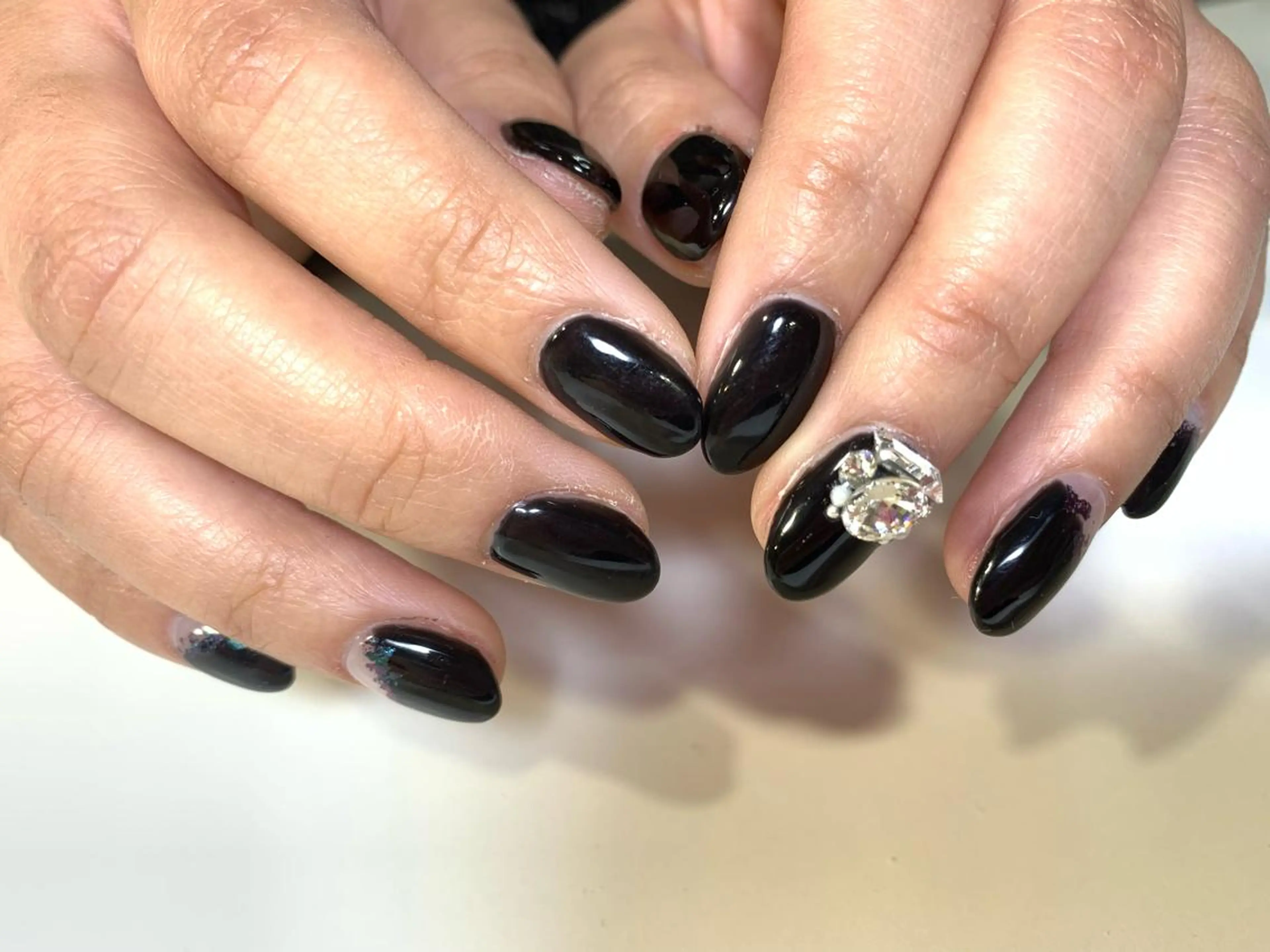 ネイル ストーンネイル Nail salon Three R所属・ネイルサロン Three   R.のエステ・リラクイメージ