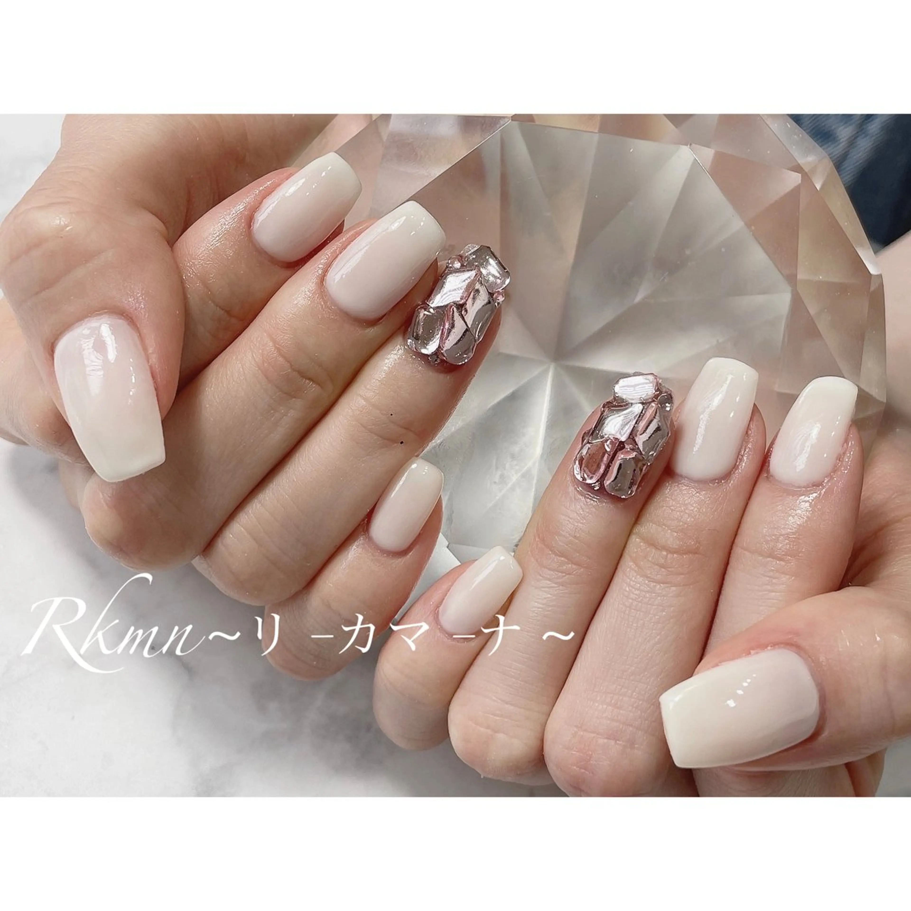 ネイル アートネイル ピンク シンプルネイル 春ネイル ホワイト ハンドネイル フットネイル ハンドケア Rkmn ~リ-カマ-ナ~のネイルデザイン